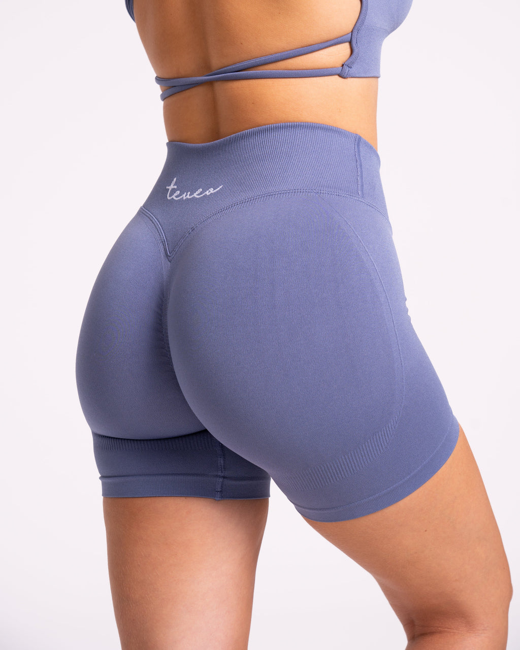 Fearless V-Shape Covert Scrunch Shorts "Blau"