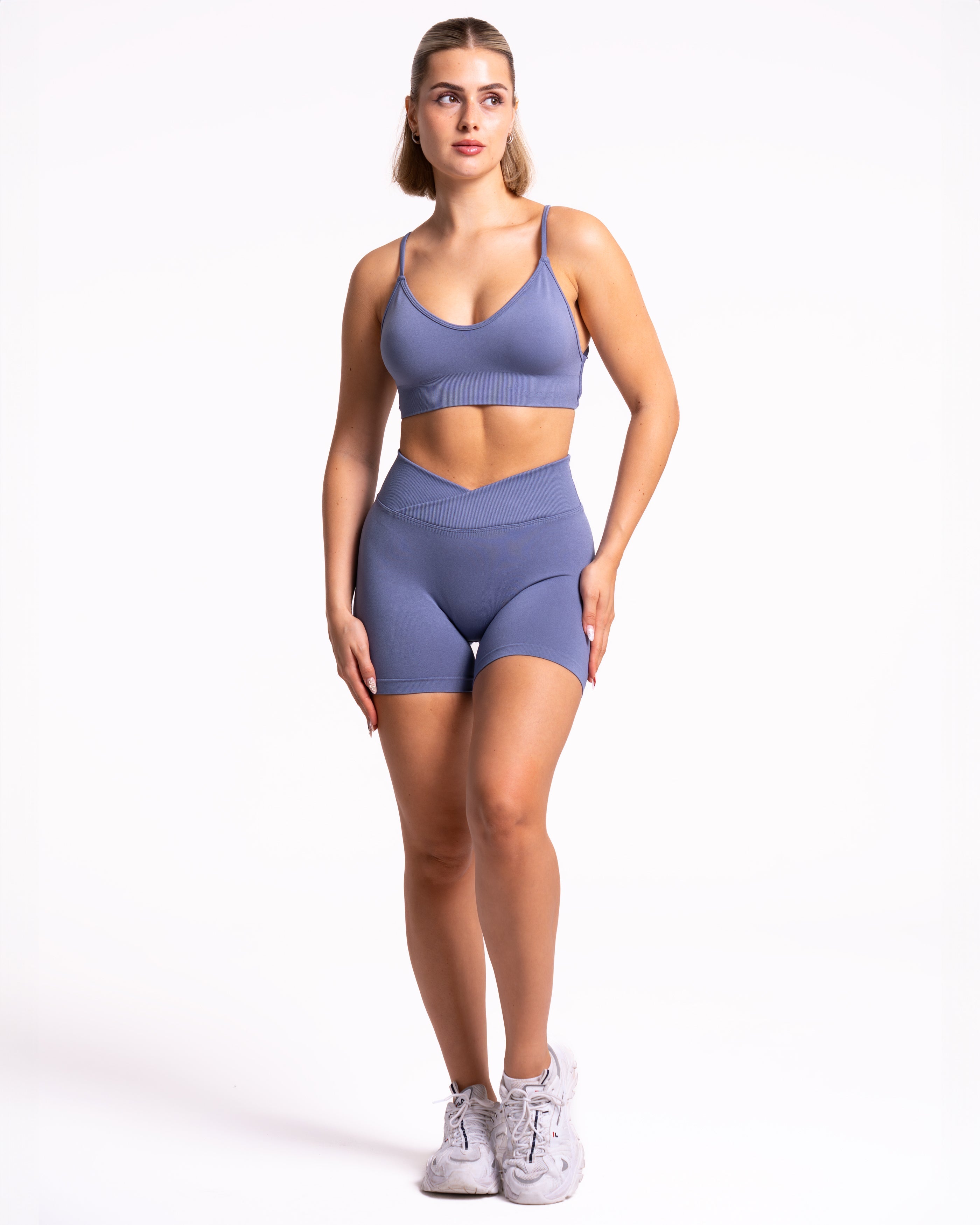 Fearless V-Shape Covert Scrunch Shorts "Blau"