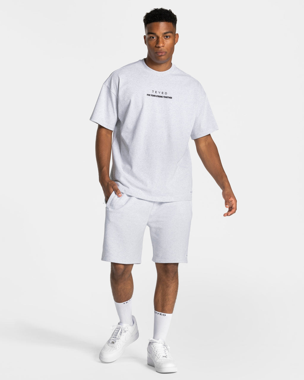 Anniversary Shorts "Hellgrau"