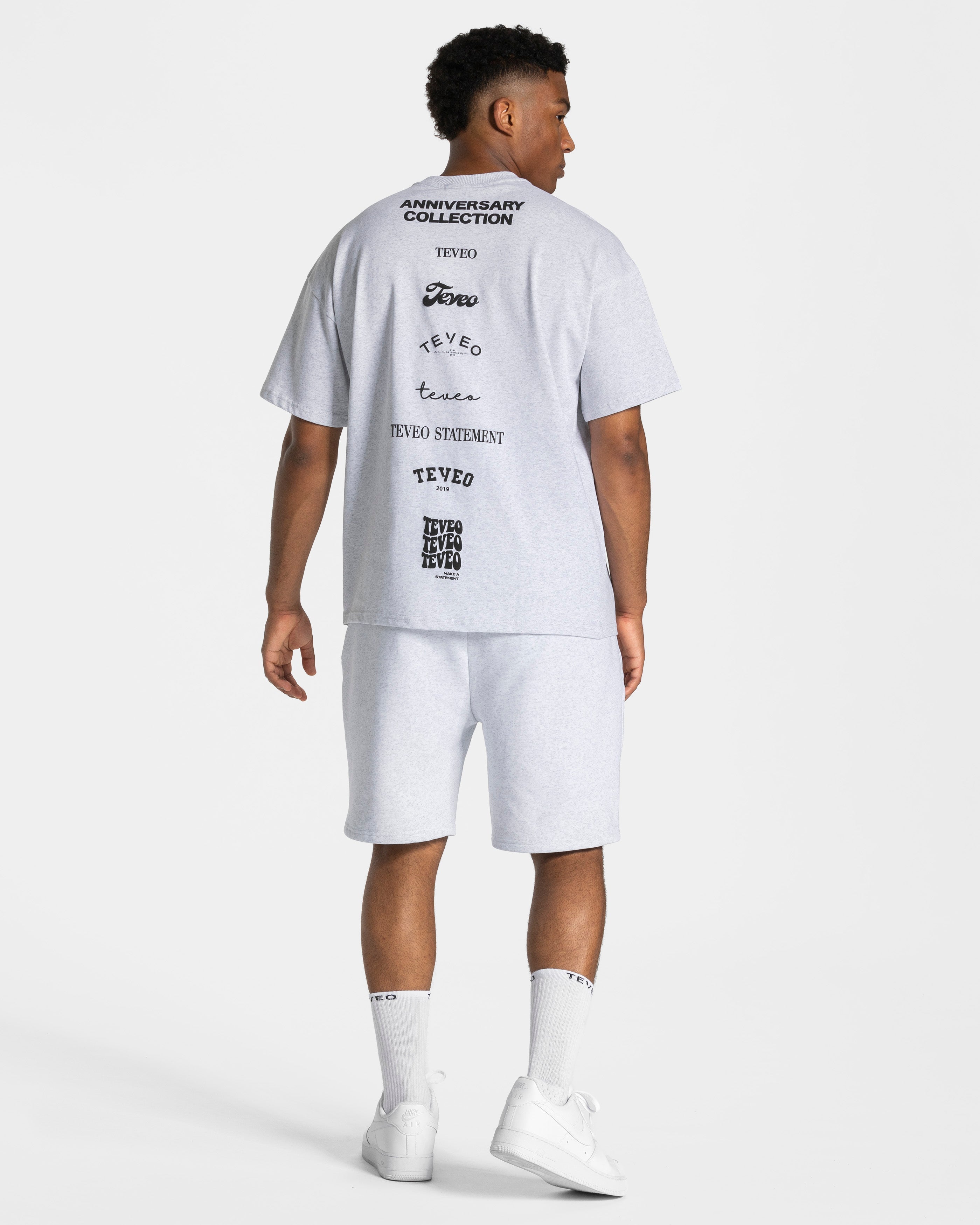 Anniversary Shorts "Hellgrau"