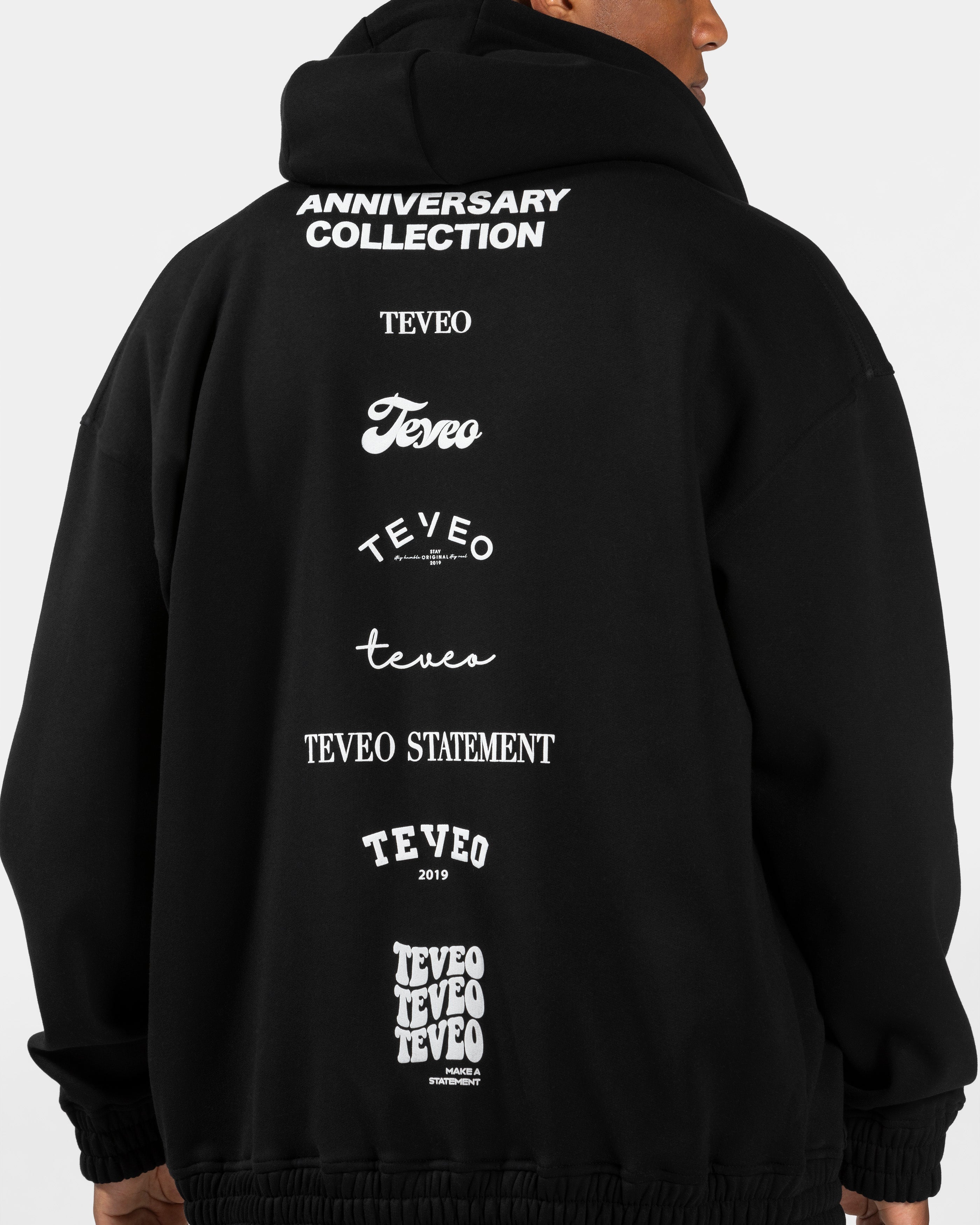 Anniversary Oversized Zip Jacke "Schwarz"