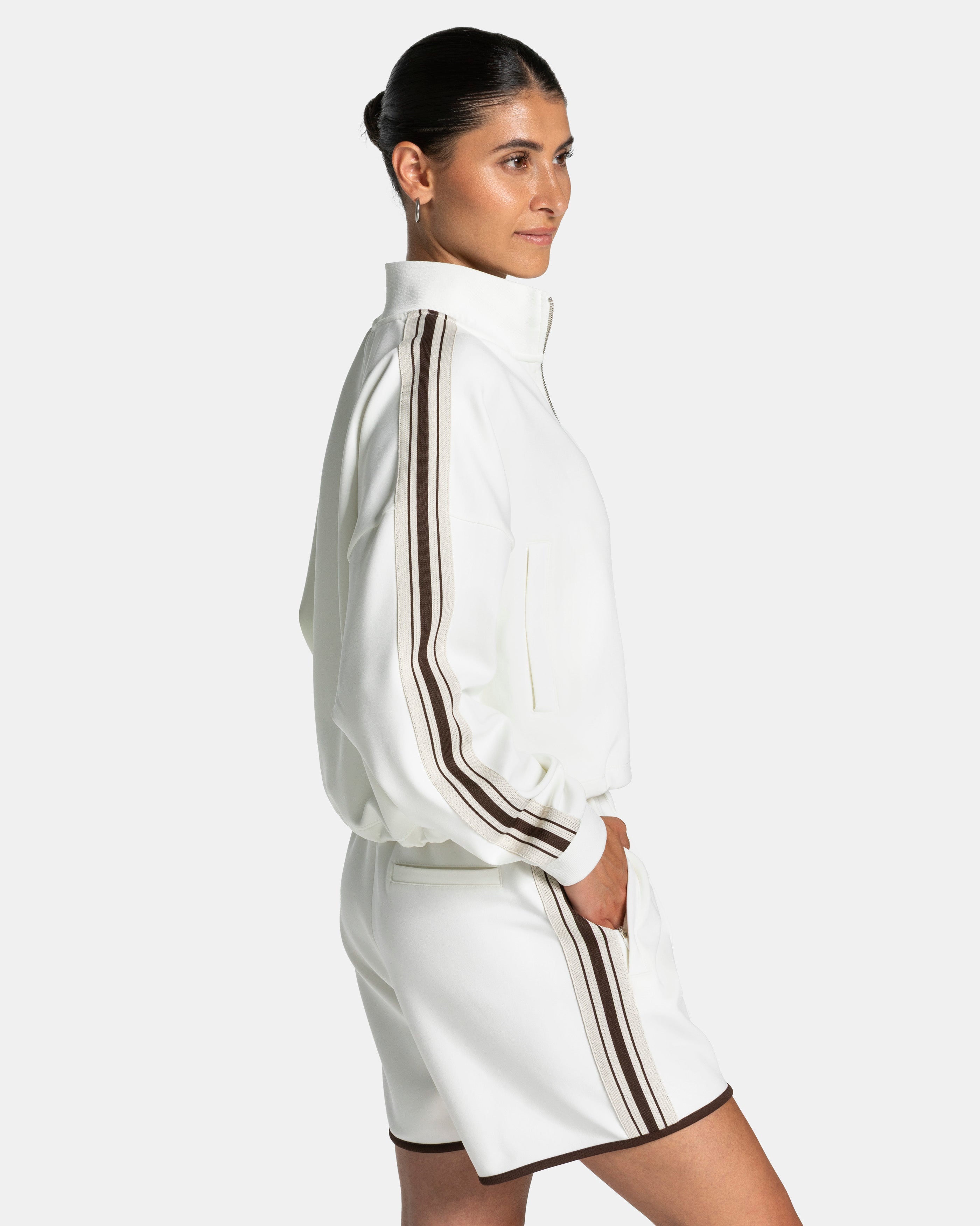 Club Cropped Zip Jacke "Off White"