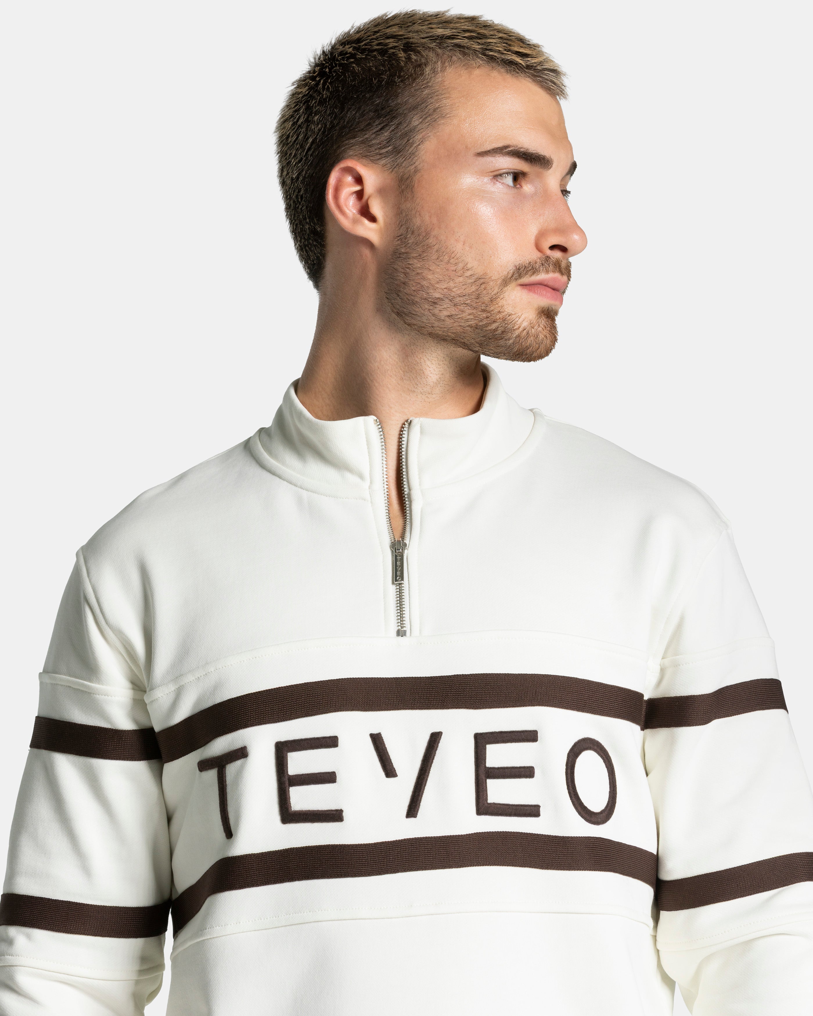 Club Half Zip Sweater "Off White - Espresso"