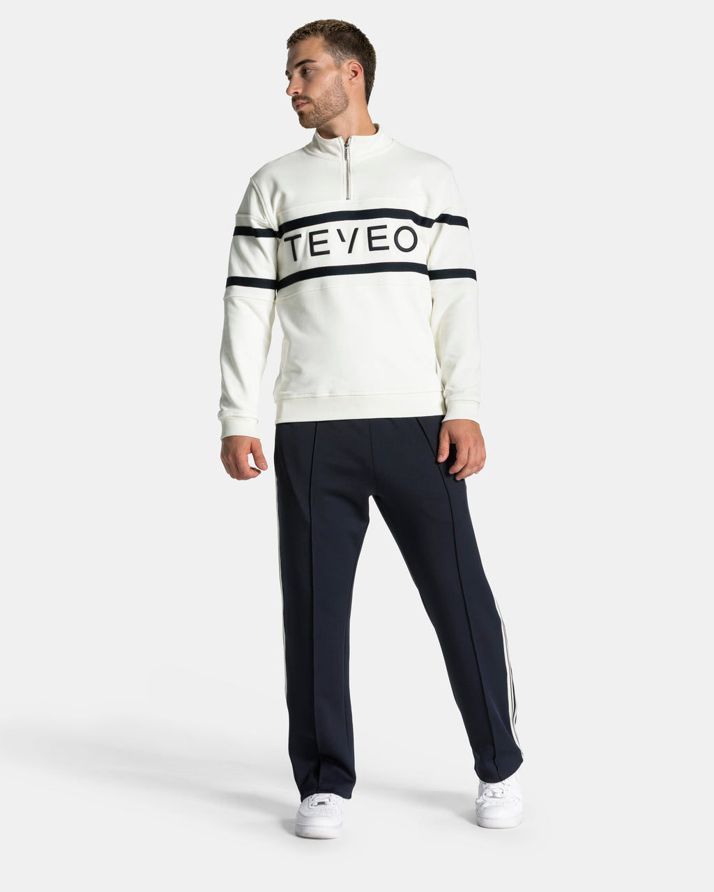 Club Half Zip Sweater "Off White - Midnight"