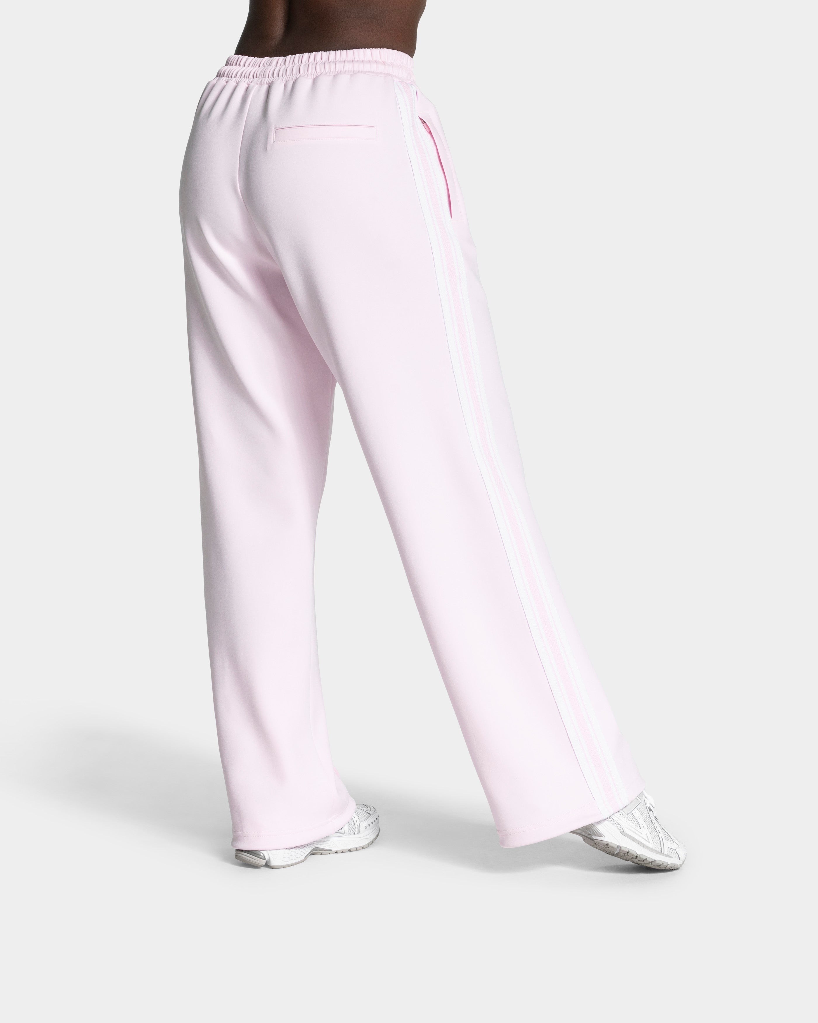 Club Straight Leg Jogger "Blossom"