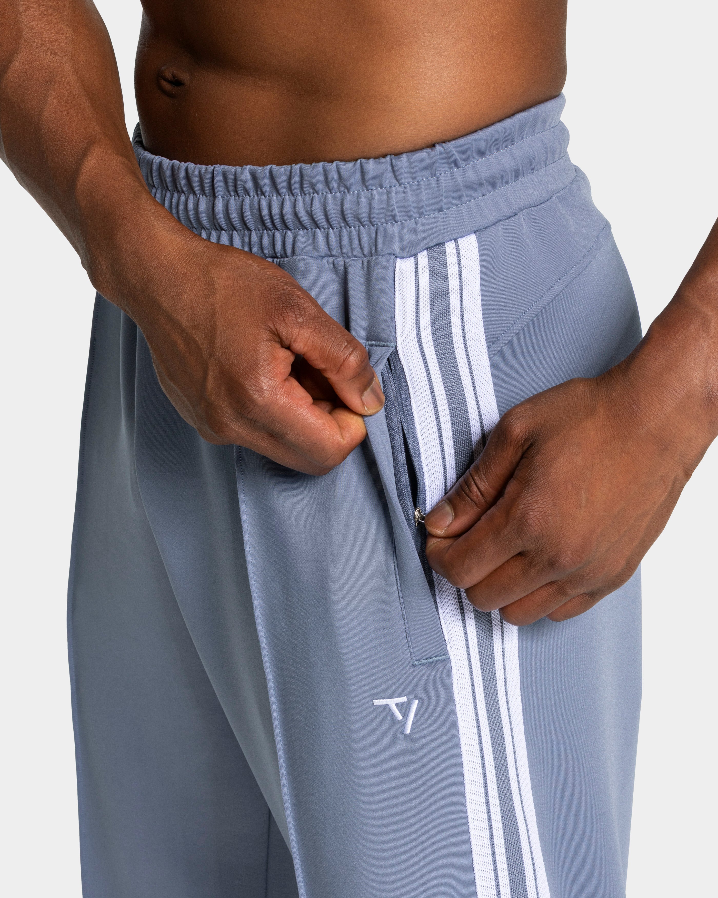 Club Straight Leg Jogger "Stahlblau"