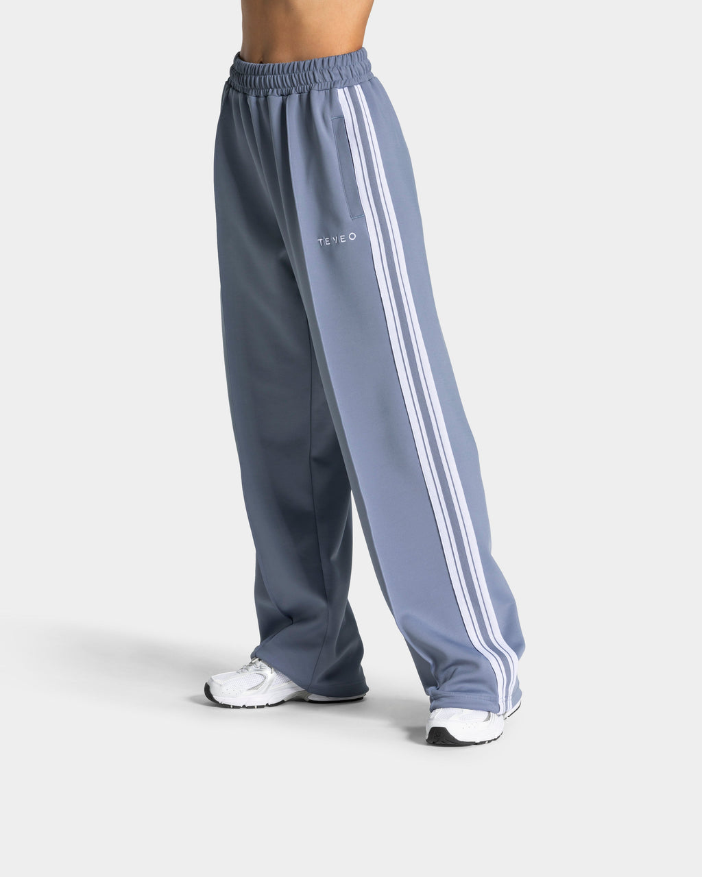 Club Straight Leg Jogger "Stahlblau"