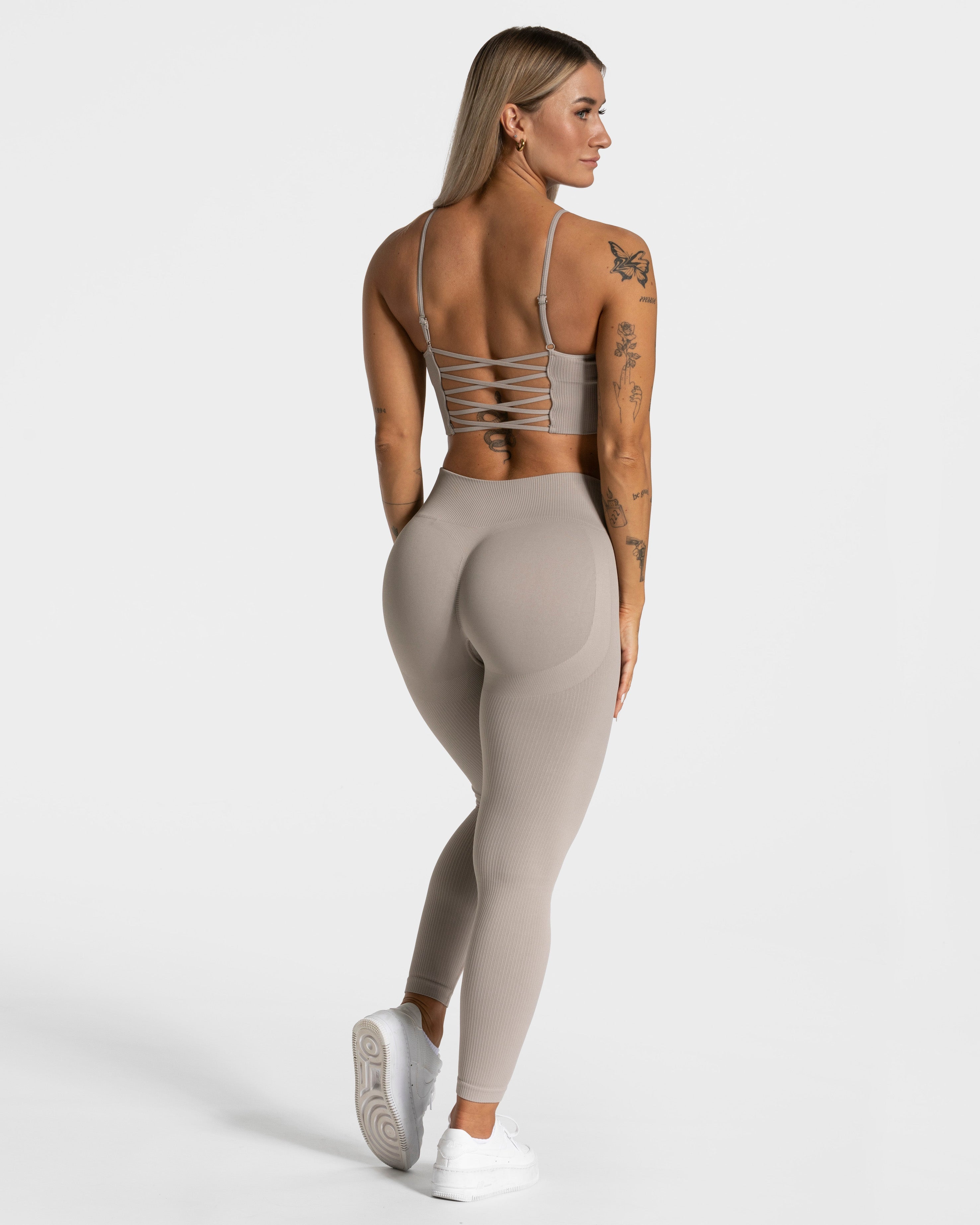 Elegant Cross Top "Stone"