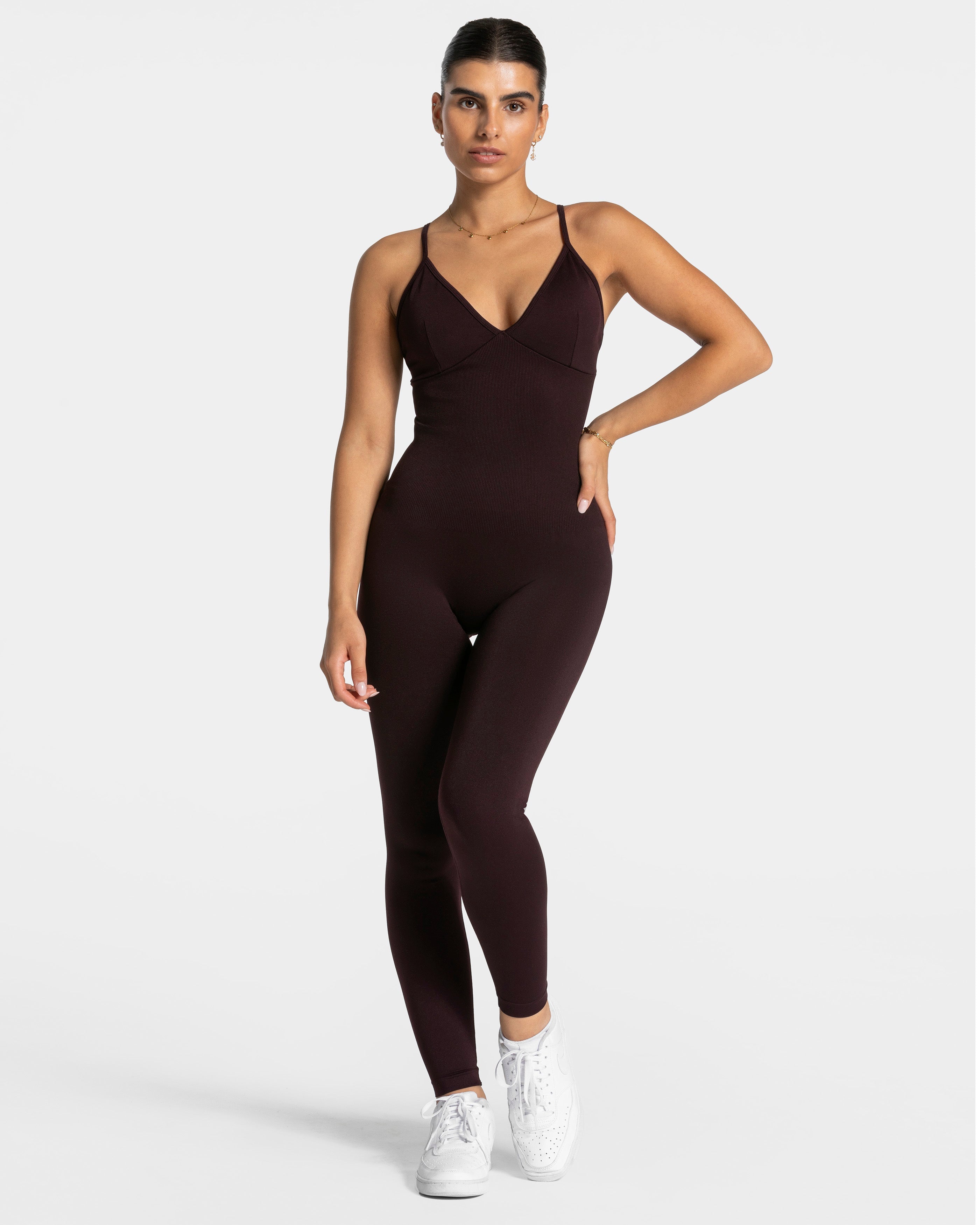 Essence V-Back Covert Scrunch Jumpsuit "Merlot"