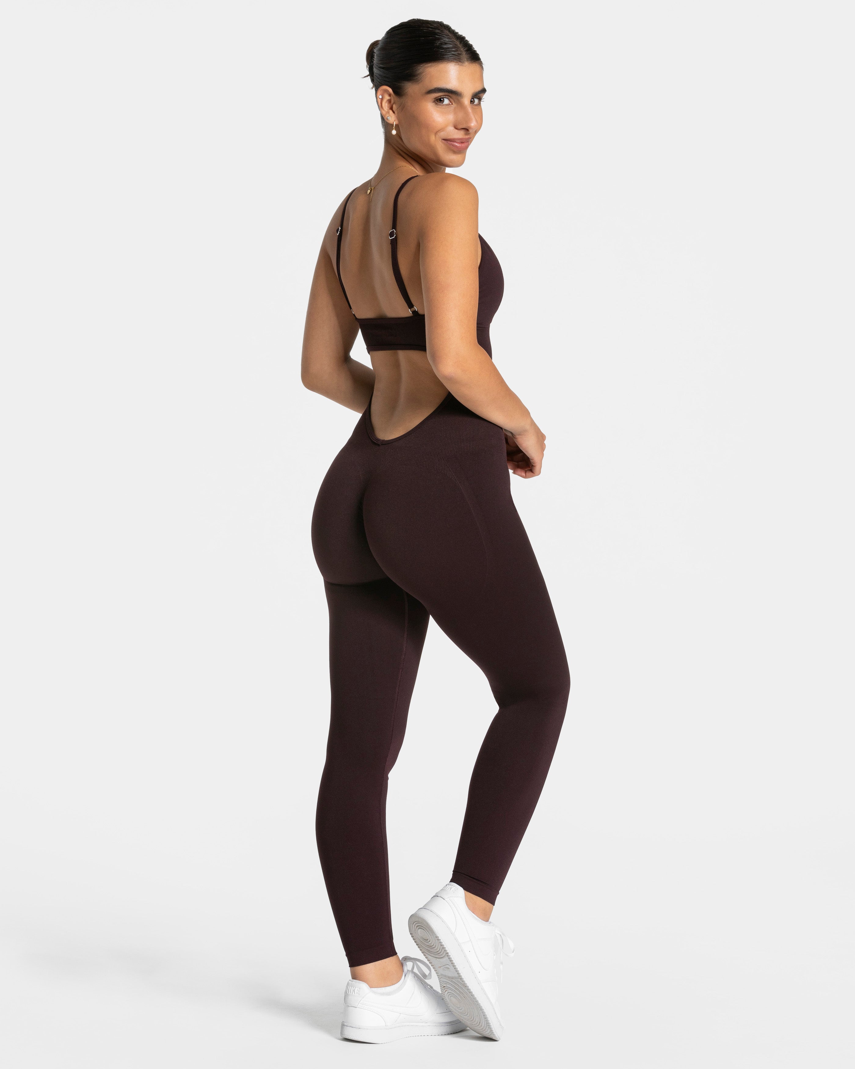 Essence V-Back Covert Scrunch Jumpsuit "Merlot"