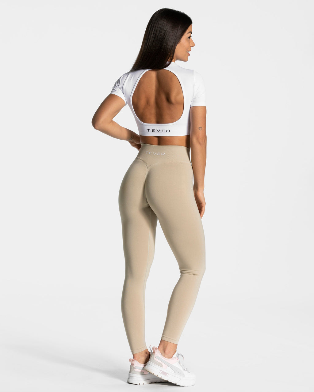 Everyday Cut Out T-Shirt "Weiß"