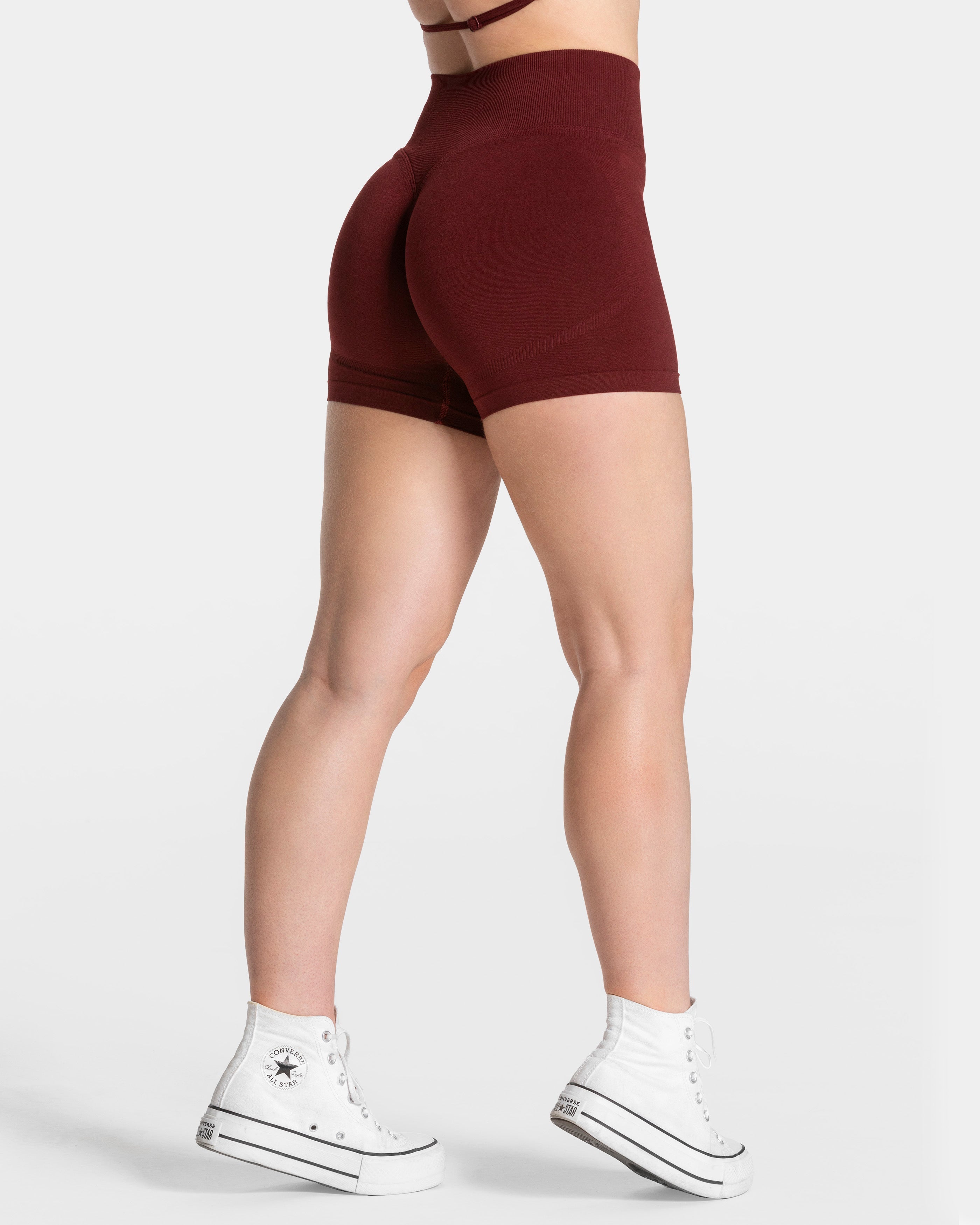 Femme Sculpt Scrunch Shorts "Weinrot"