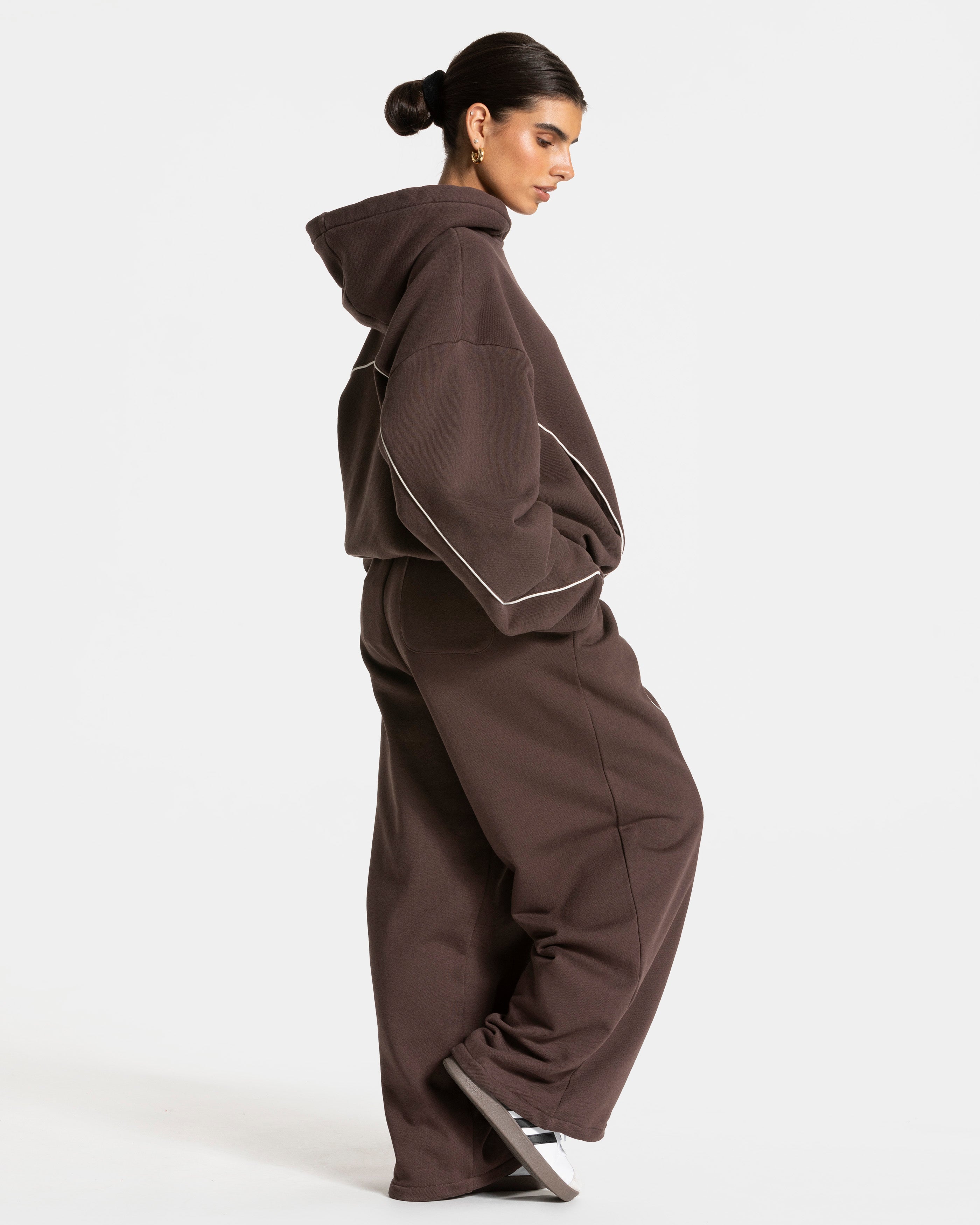 Contrastline Hooded Sweater "Espresso"