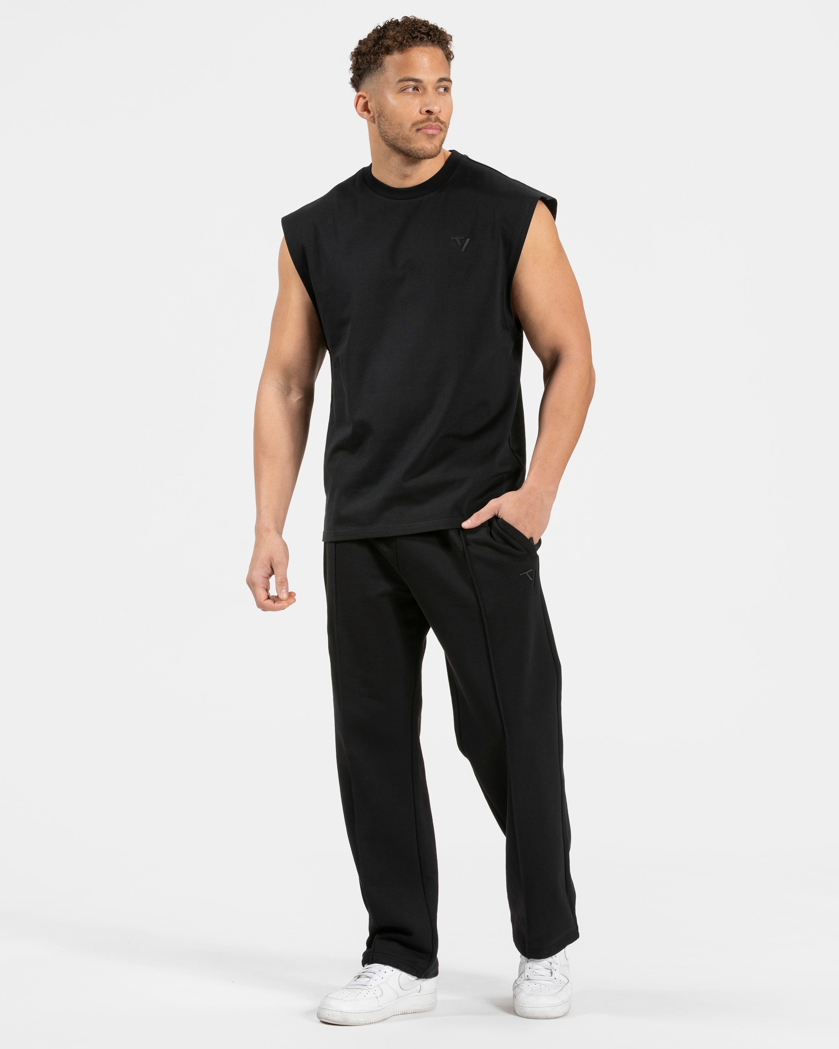 Contrastline Straight Leg Jogger "Schwarz"