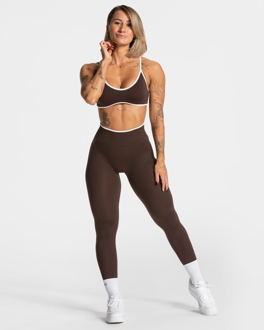 Contrastline Sculpt Scrunch Leggings "Espresso"