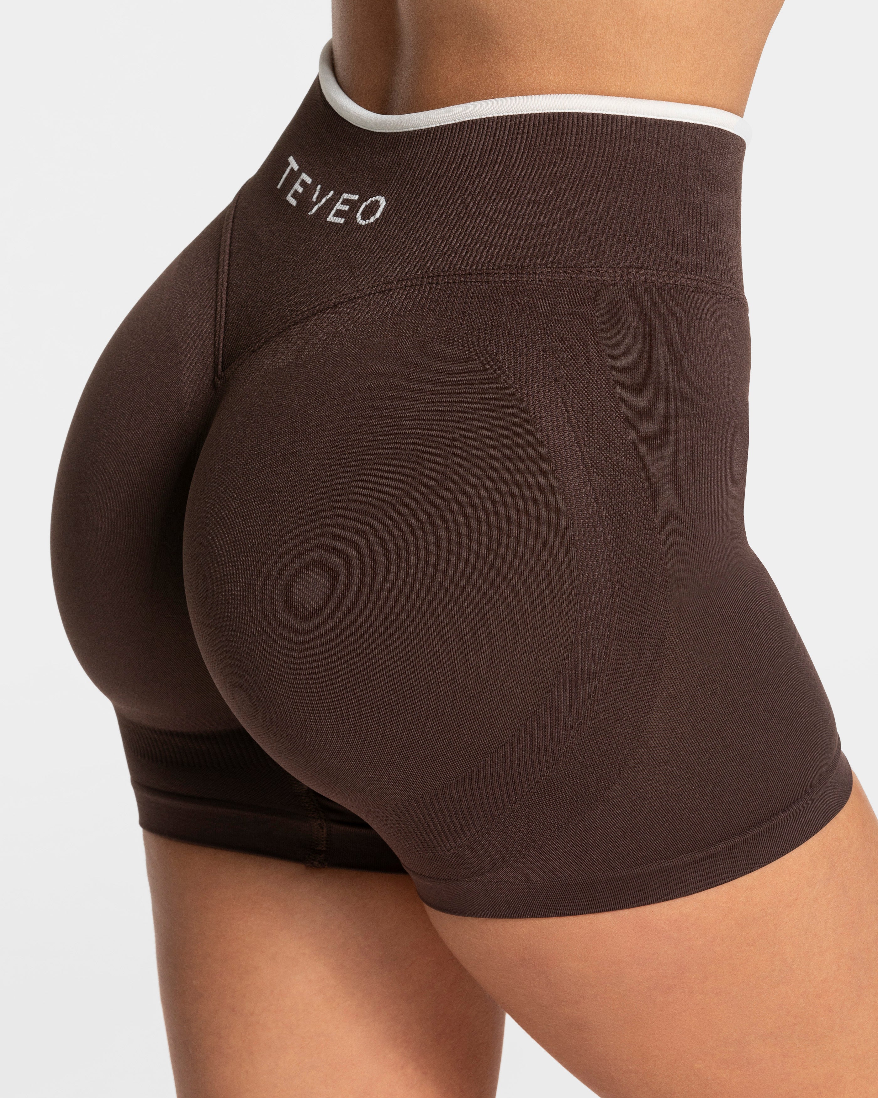 Contrastline Sculpt Scrunch Shorts  "Espresso"