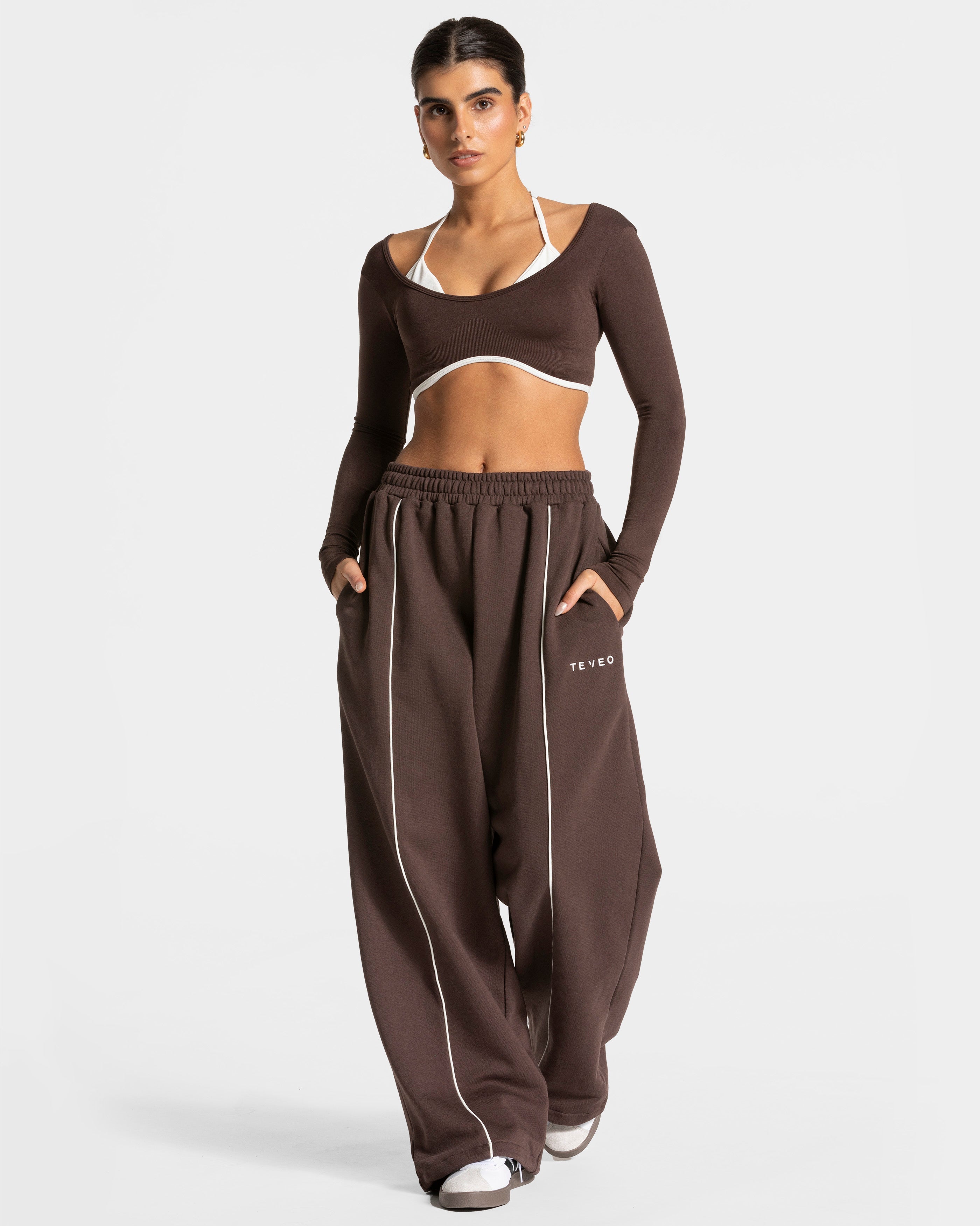 Contrastline Wide Leg Jogger "Espresso"
