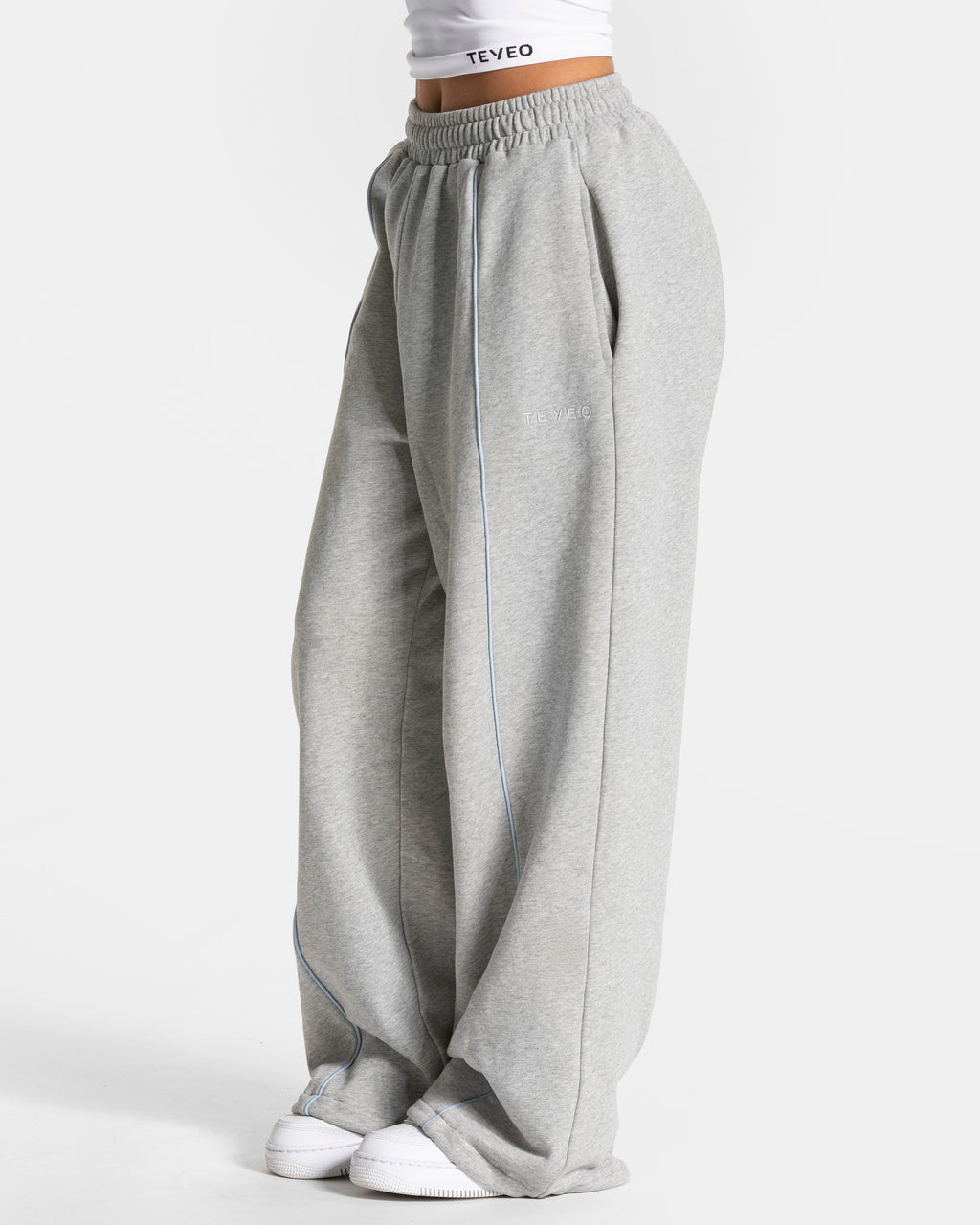 Contrastline Wide Leg Jogger "Hellgrau"