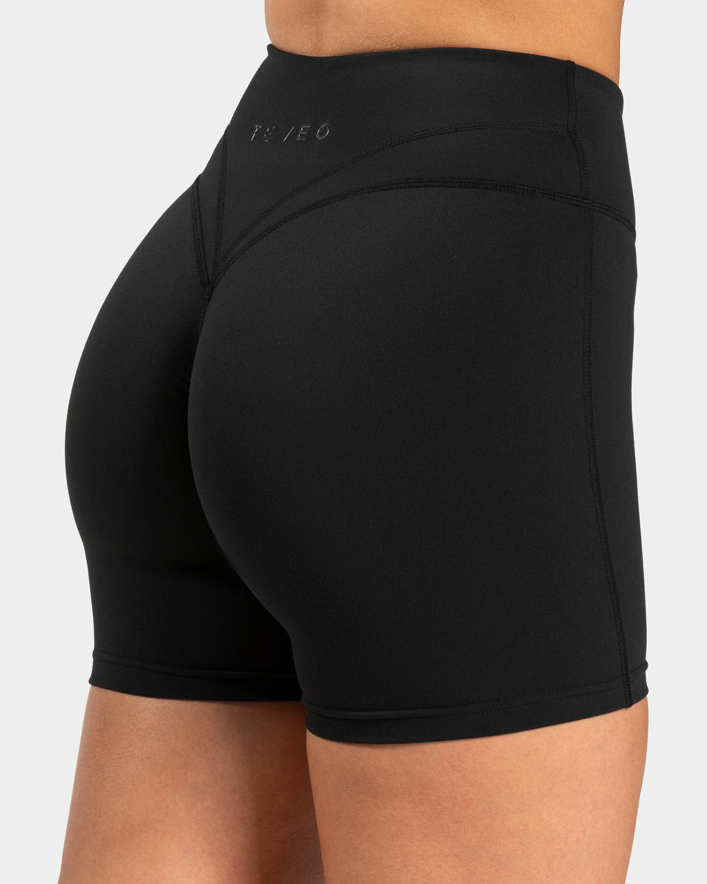 Luxmotion Sculpt Scrunch Shorts "Schwarz"