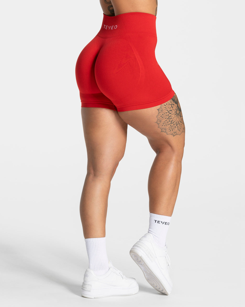 Pure Covert Scrunch Shorts  "Rot"