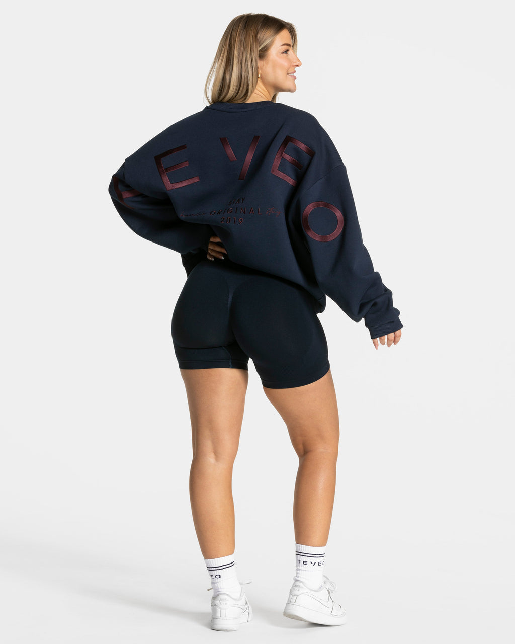 Signature Oversized Sweater "Midnight"