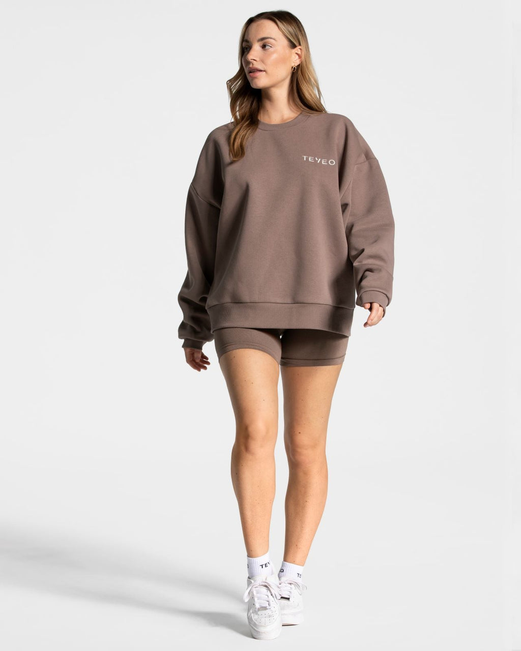 Signature Oversized Sweater "Mokka"