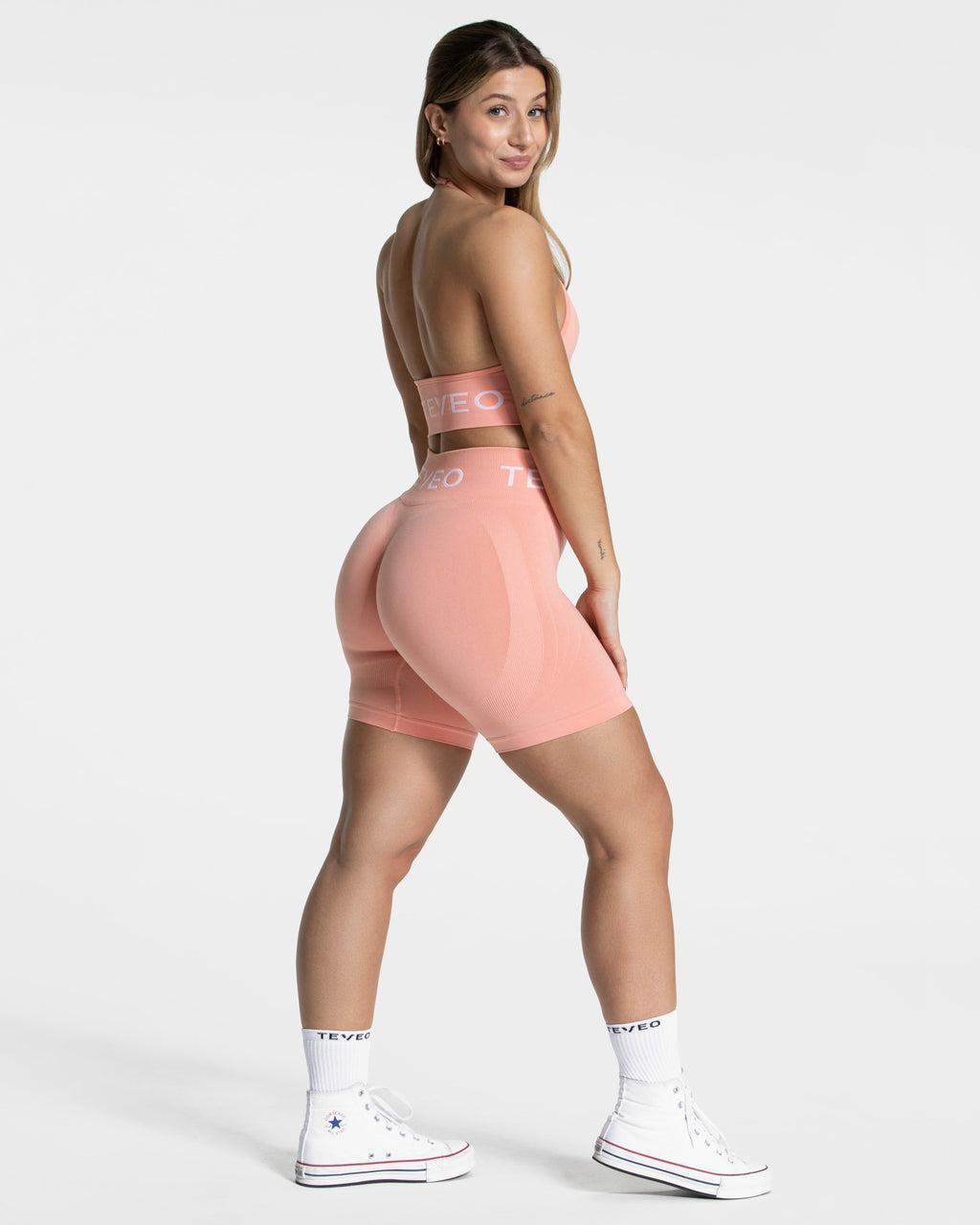 Signature Scrunch Shorts "Peach"