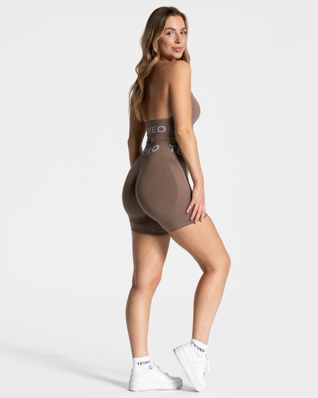 Signature Scrunch Shorts "Mokka"