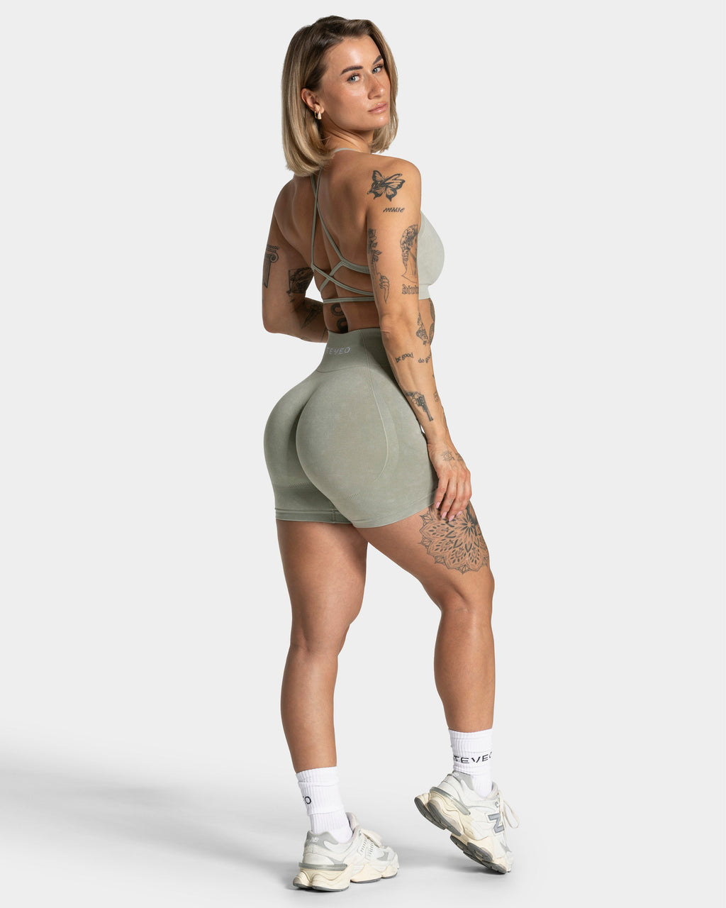 Acid Covert Scrunch Shorts  "Salbei"