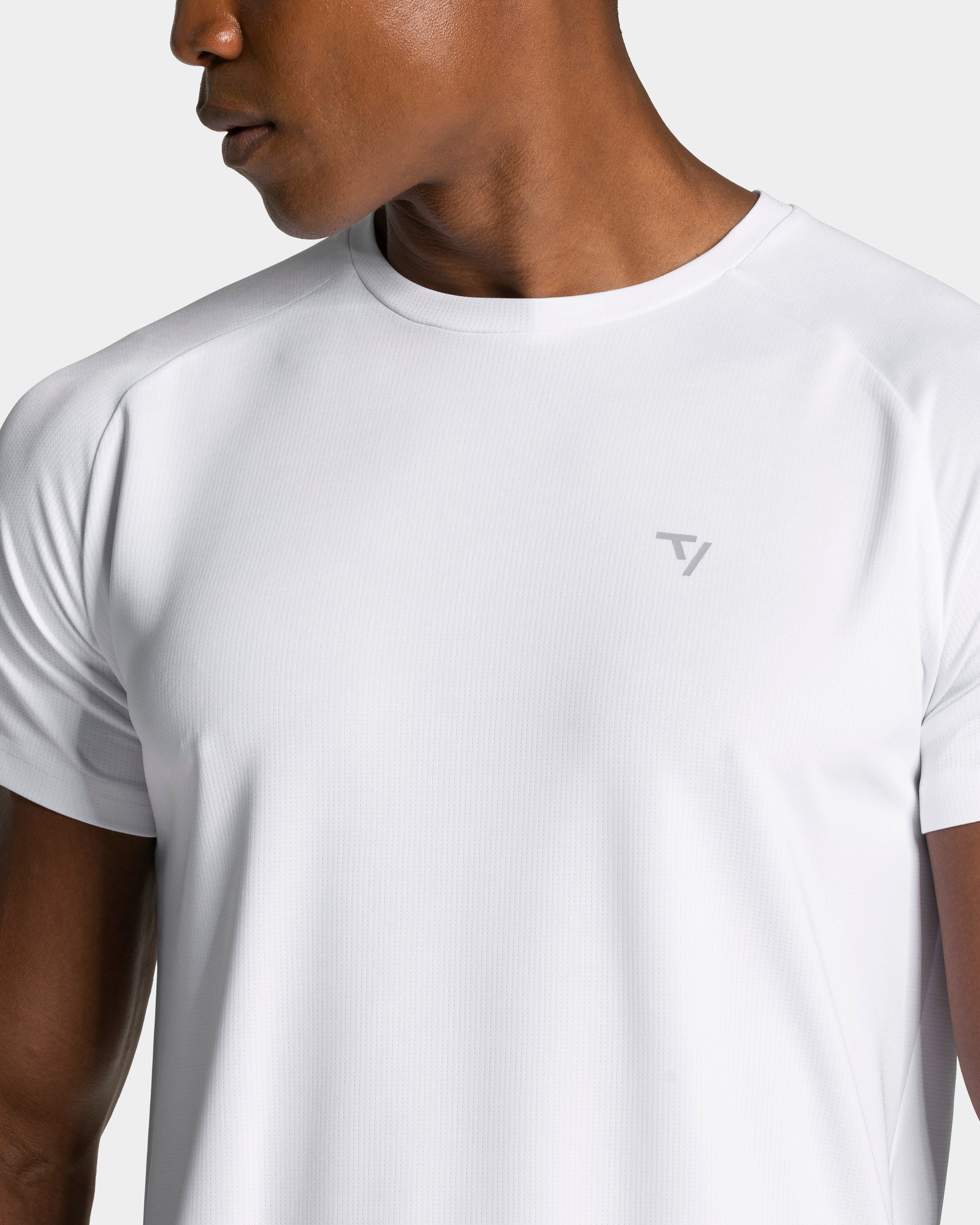 Baseline Mesh T-Shirt "Weiß"