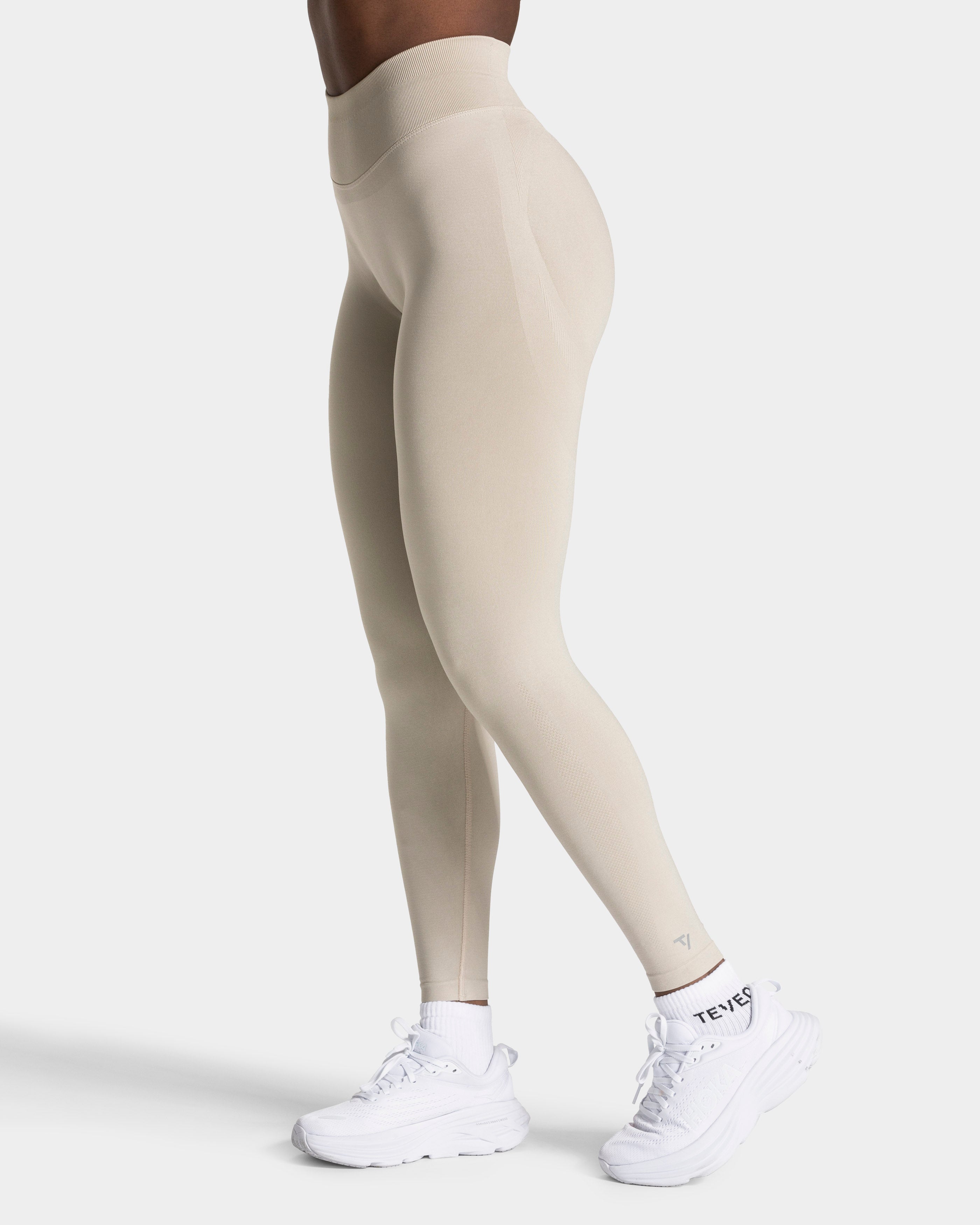 Endorphin Sculpt Scrunch Leggings "Latte"