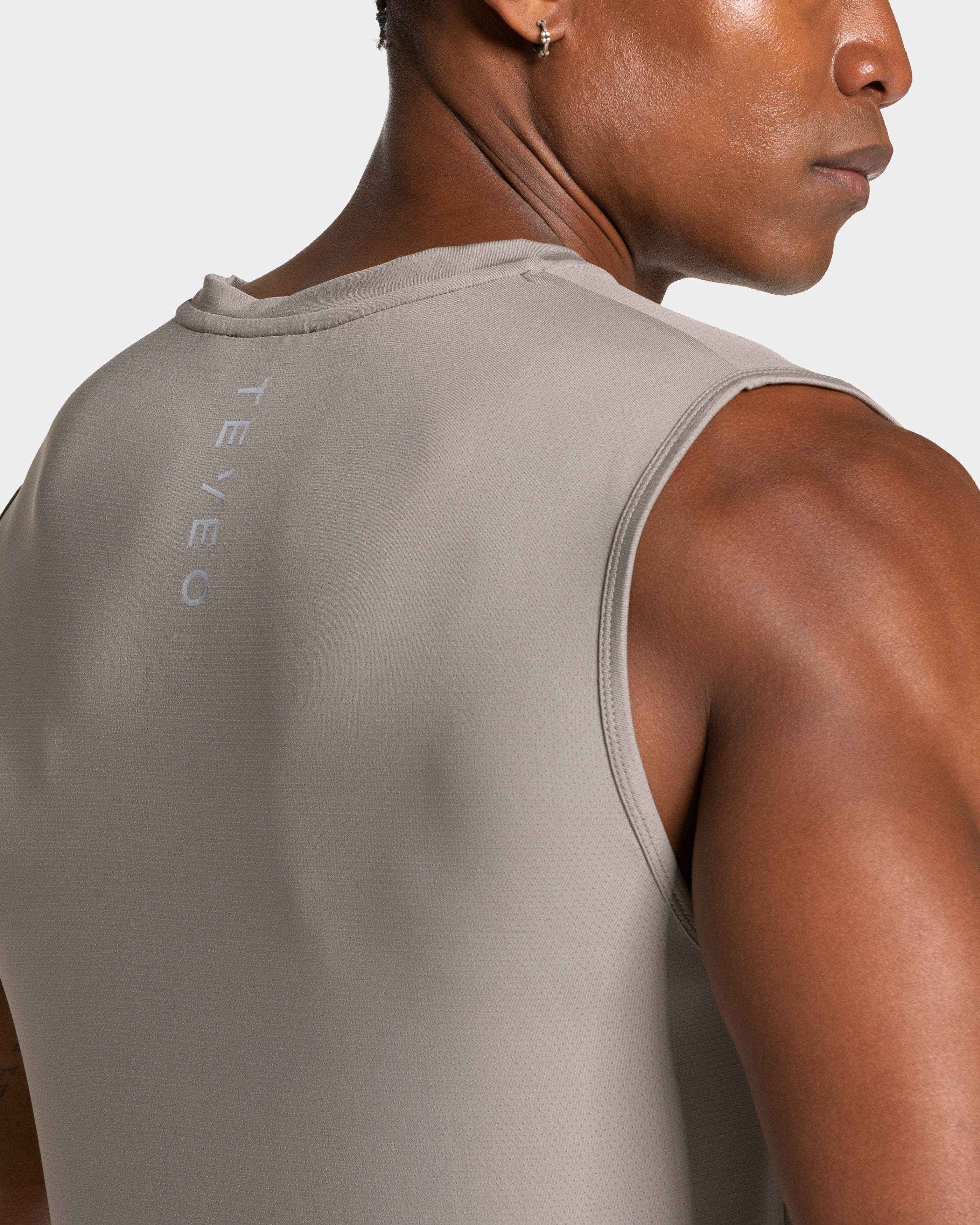 Endorphin Tanktop "Smoke"