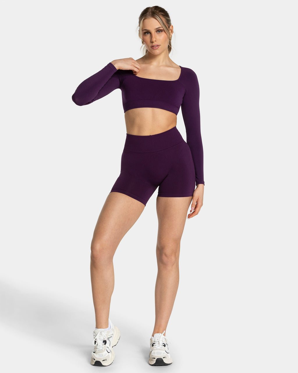 Femme Backless Longsleeve "Aubergine"