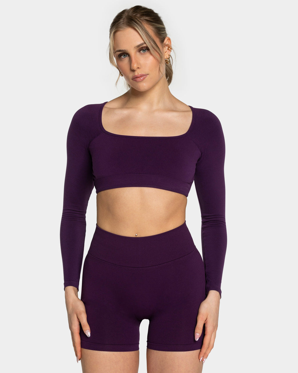 Femme Backless Longsleeve "Aubergine"