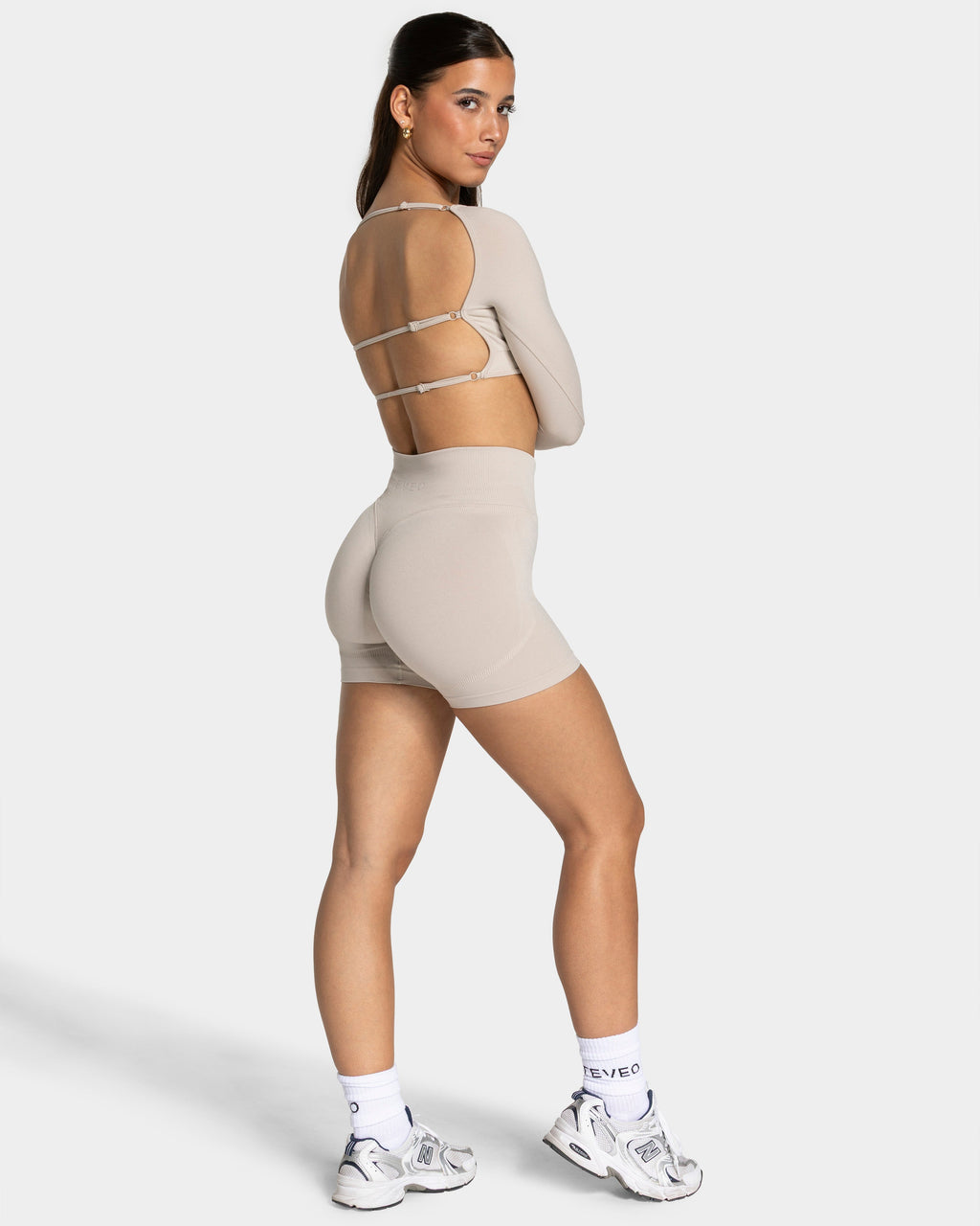 Femme Sculpt Scrunch Shorts "Cream"