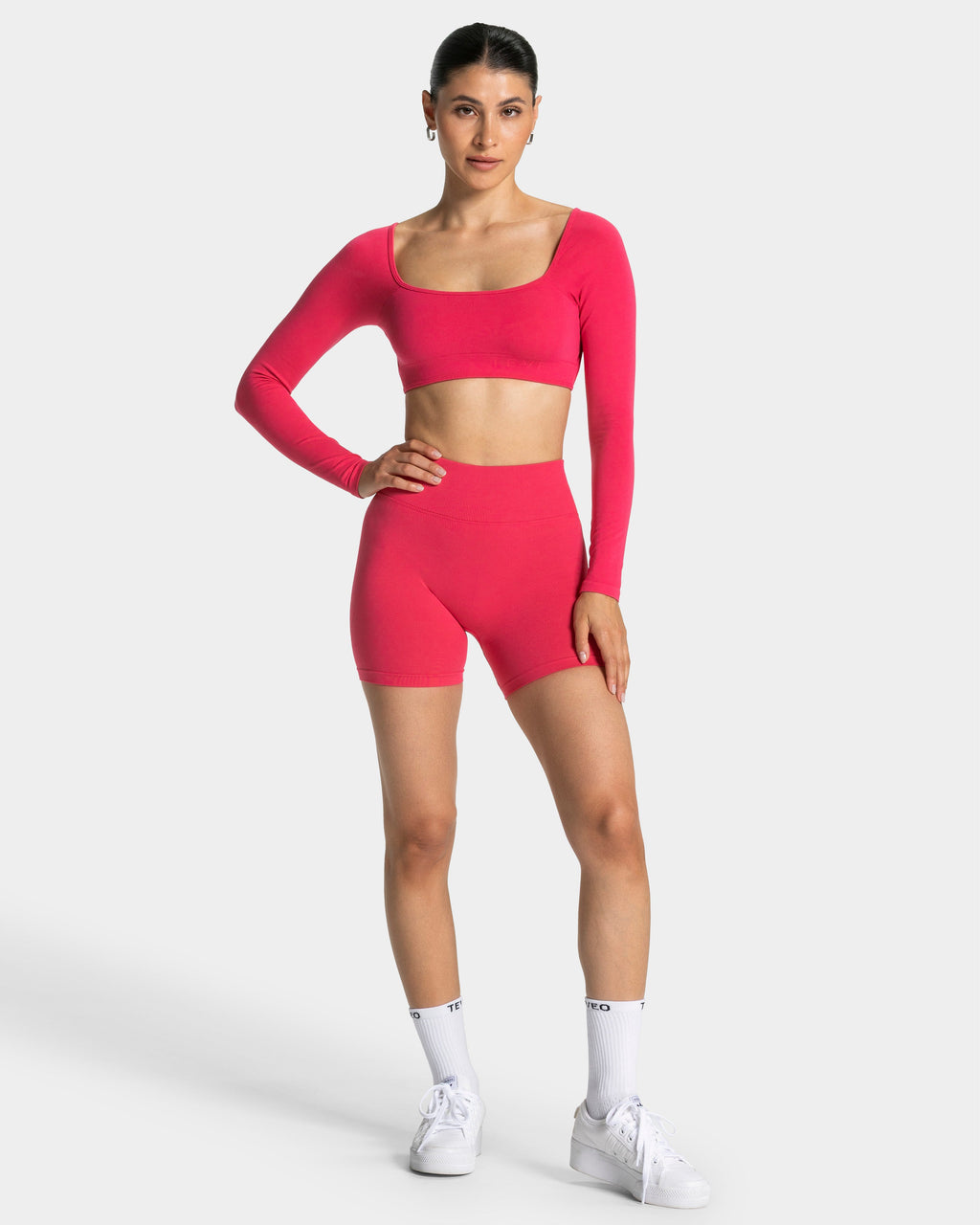 Femme Sculpt Scrunch Shorts "Berry"