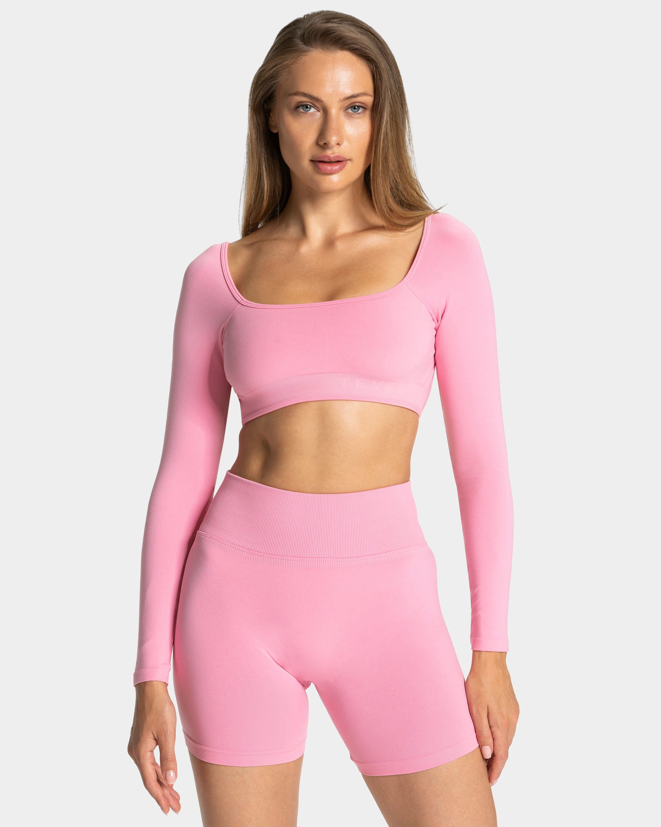 Femme Backless Longsleeve "Pink"