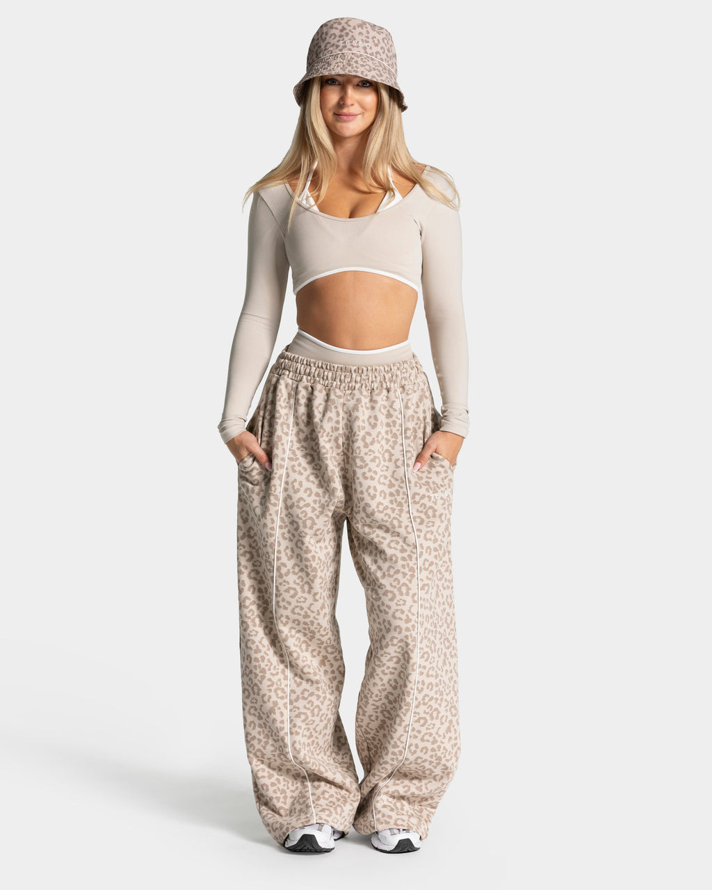 Contrastline Bucket Hat "Leo"