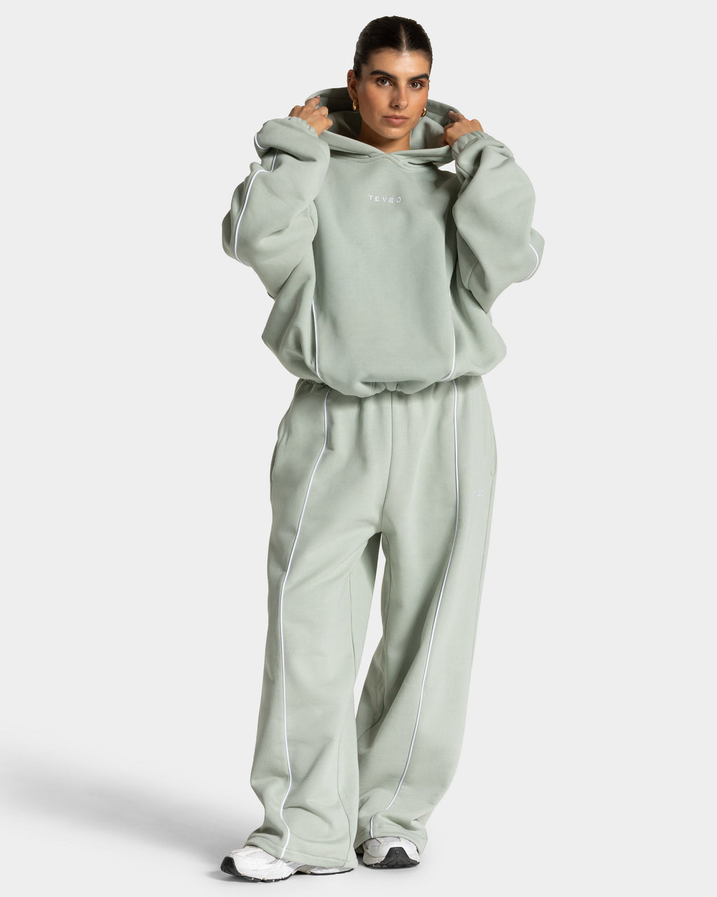 Contrastline Hooded Sweater "Pistachio"