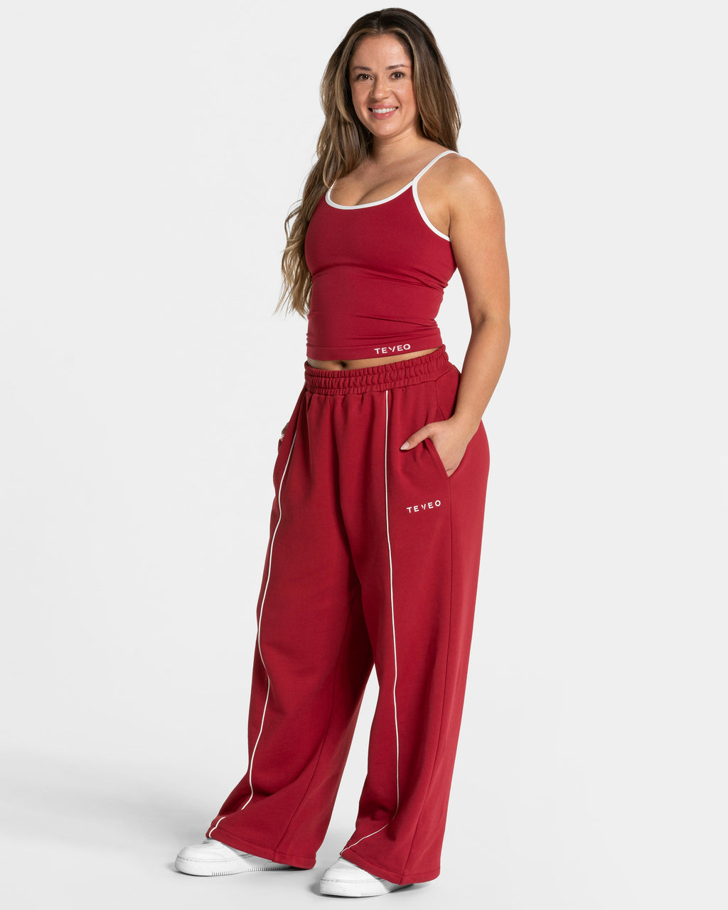 Contrastline Wide Leg Jogger "Cherry"