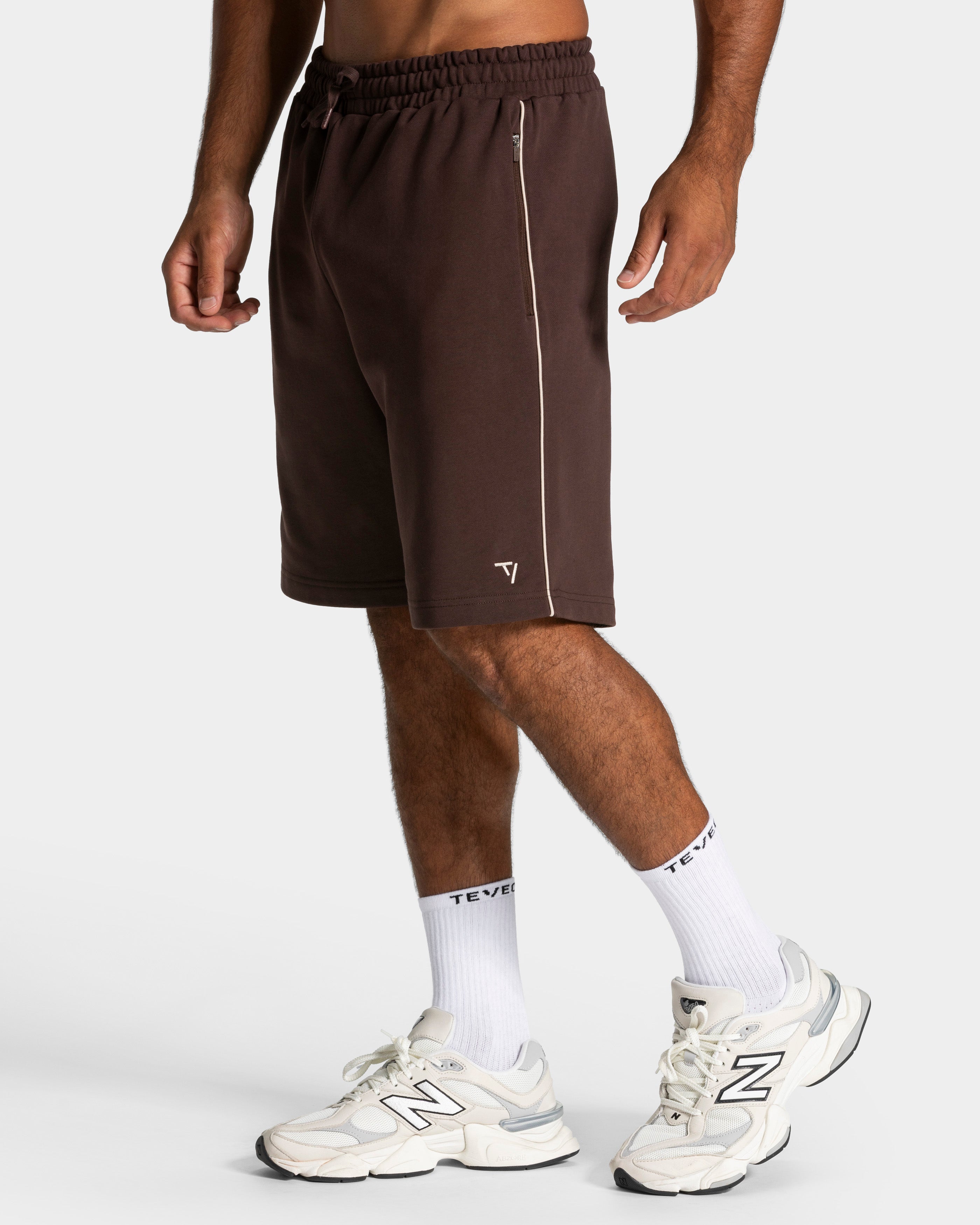 Contrastline Shorts "Espresso"