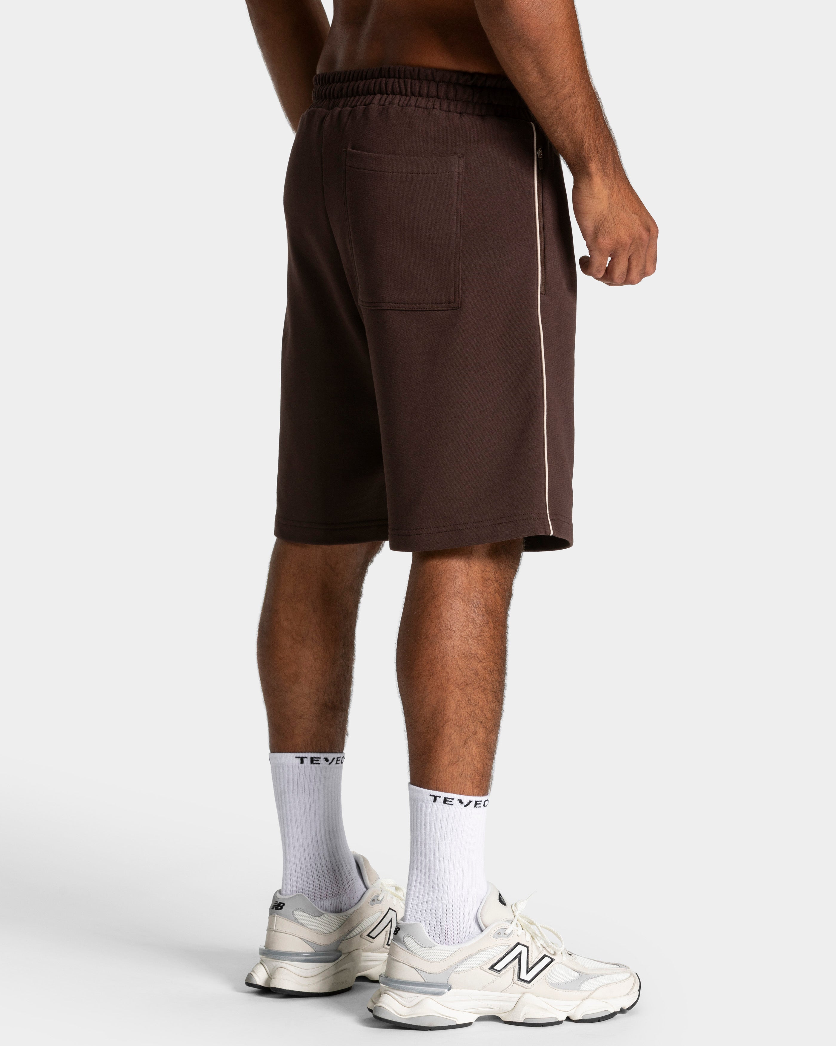 Contrastline Shorts "Espresso"
