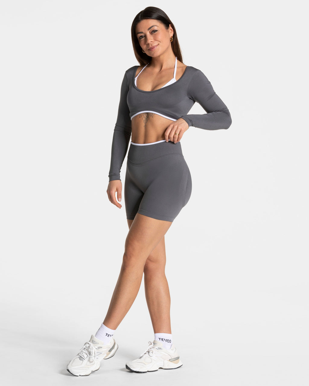 Contrastline Sculpt Scrunch Shorts  "Graphit"