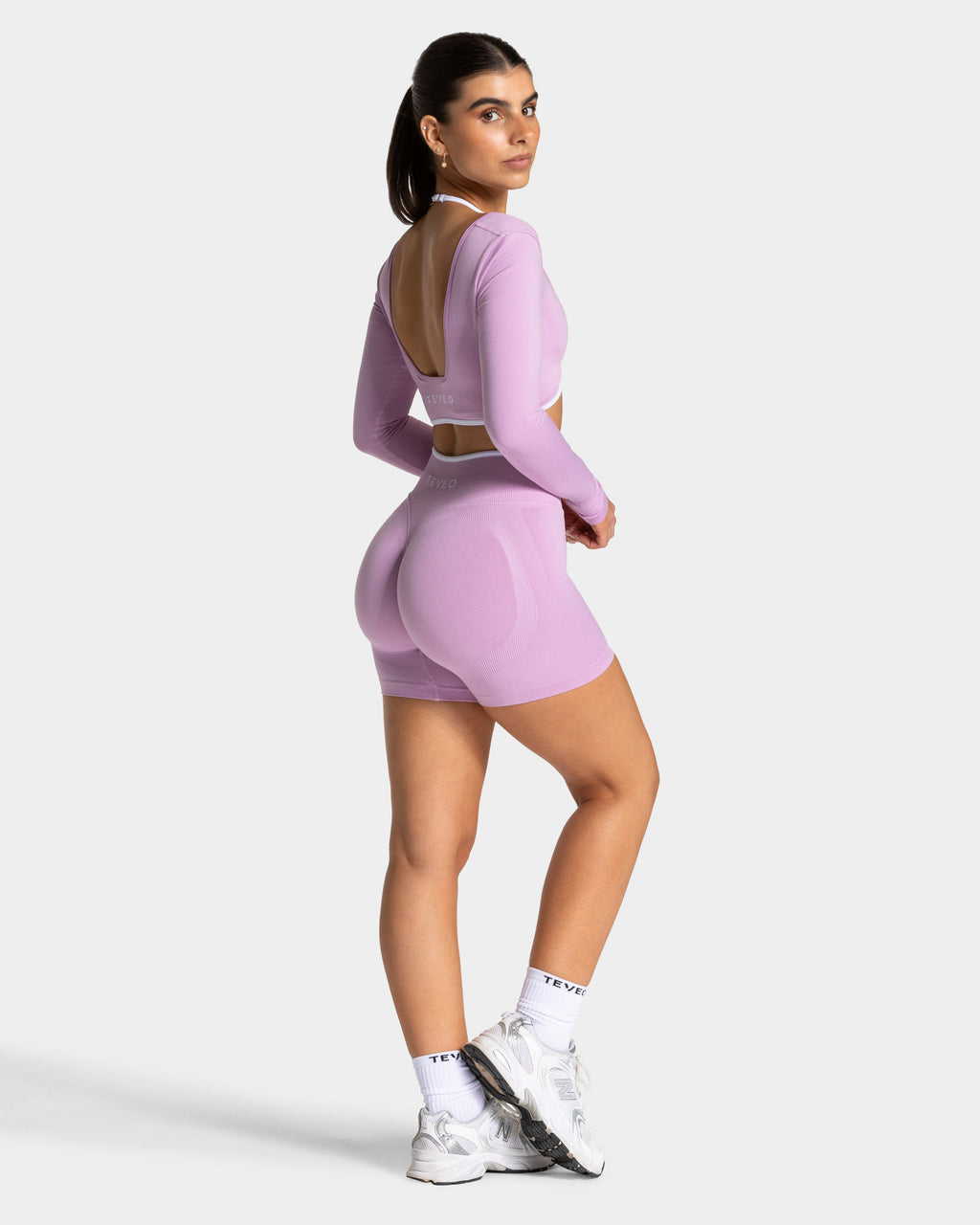 Contrastline Sculpt Scrunch Shorts "Orchid"