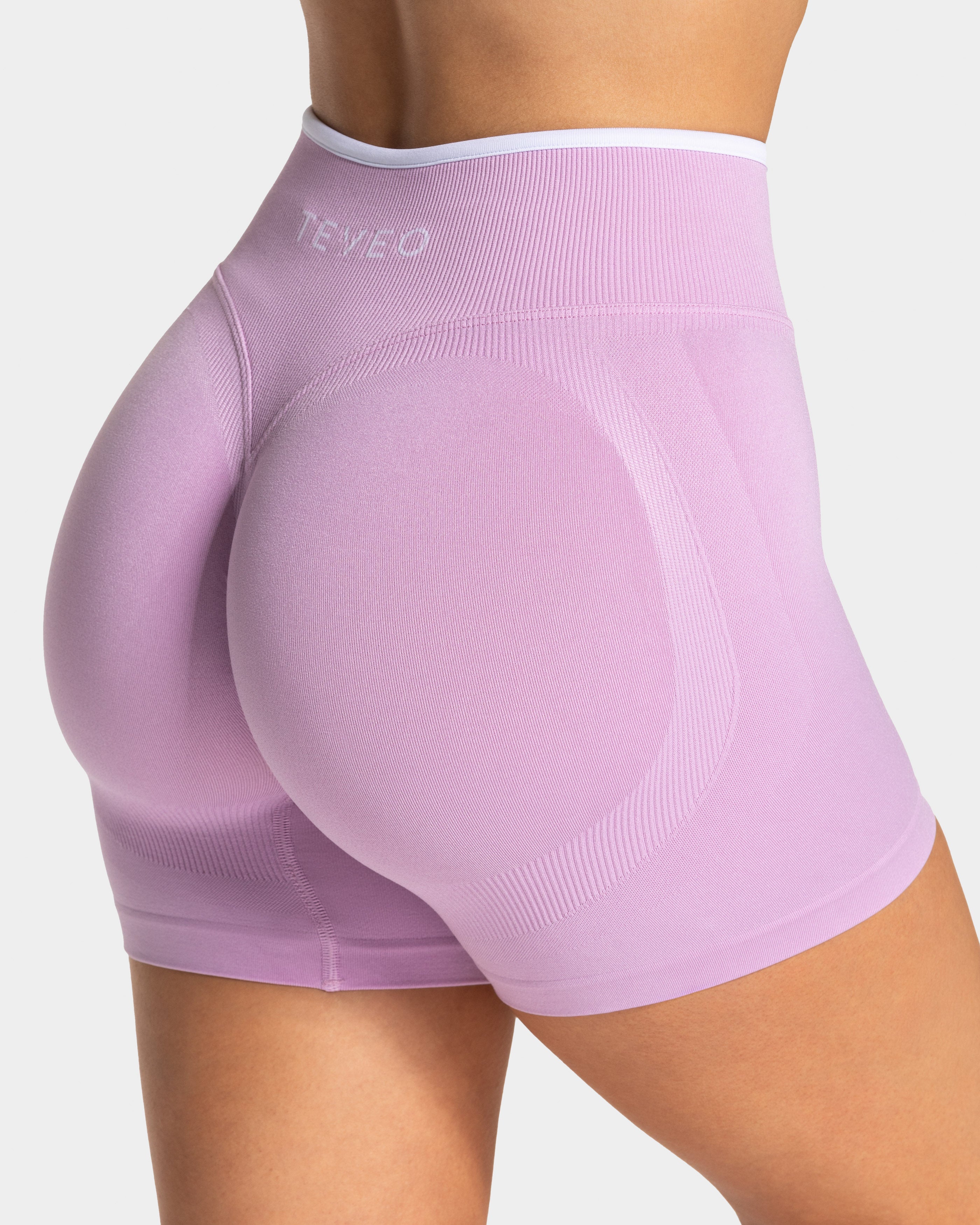Contrastline Sculpt Scrunch Shorts "Orchid"