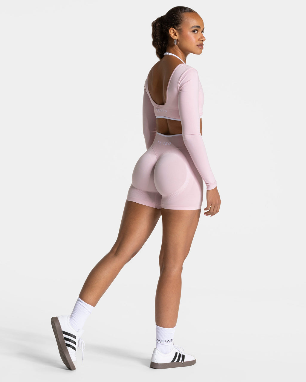 Contrastline Sculpt Scrunch Shorts  "Rosa"