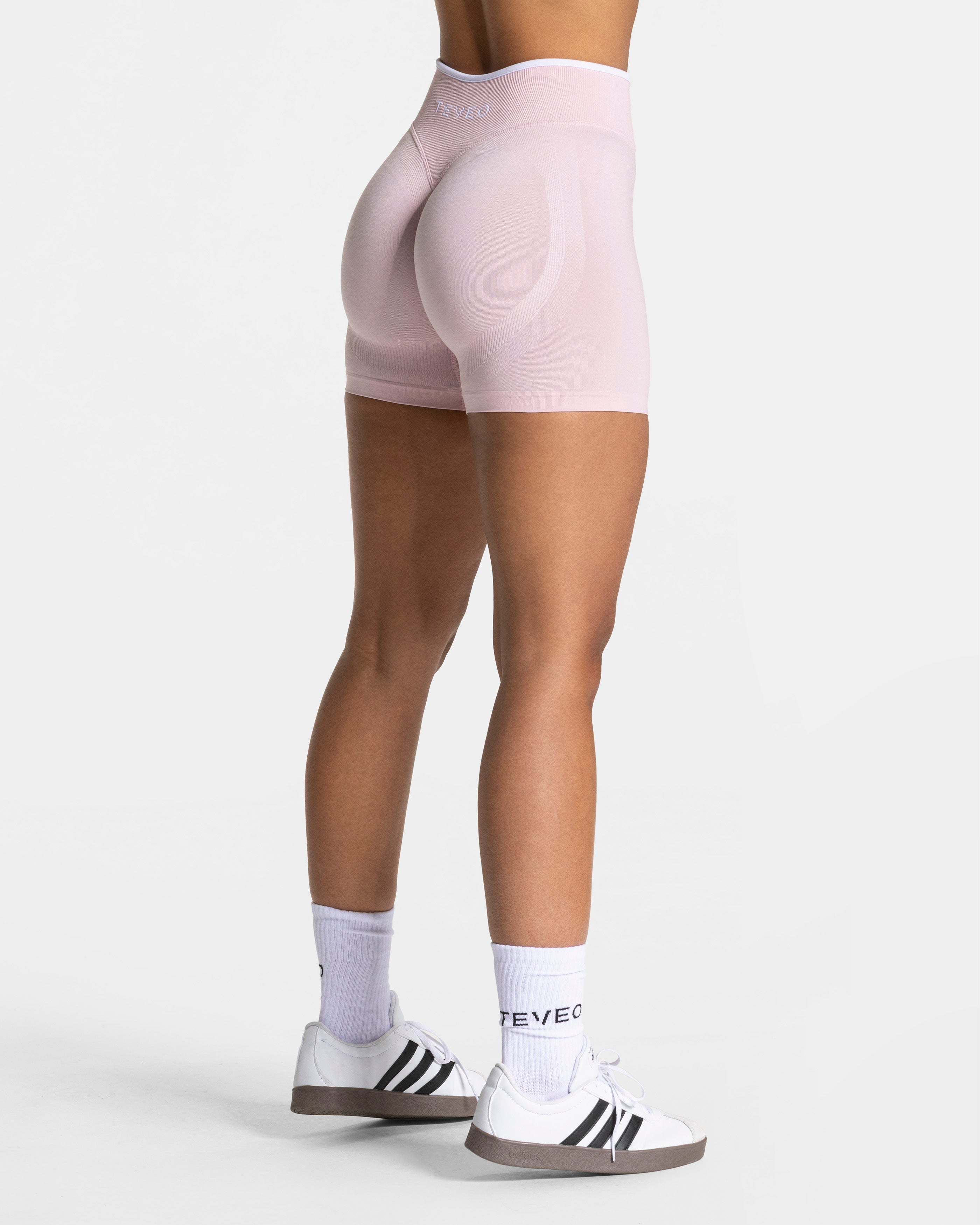 Contrastline Sculpt Scrunch Shorts  "Rosa"