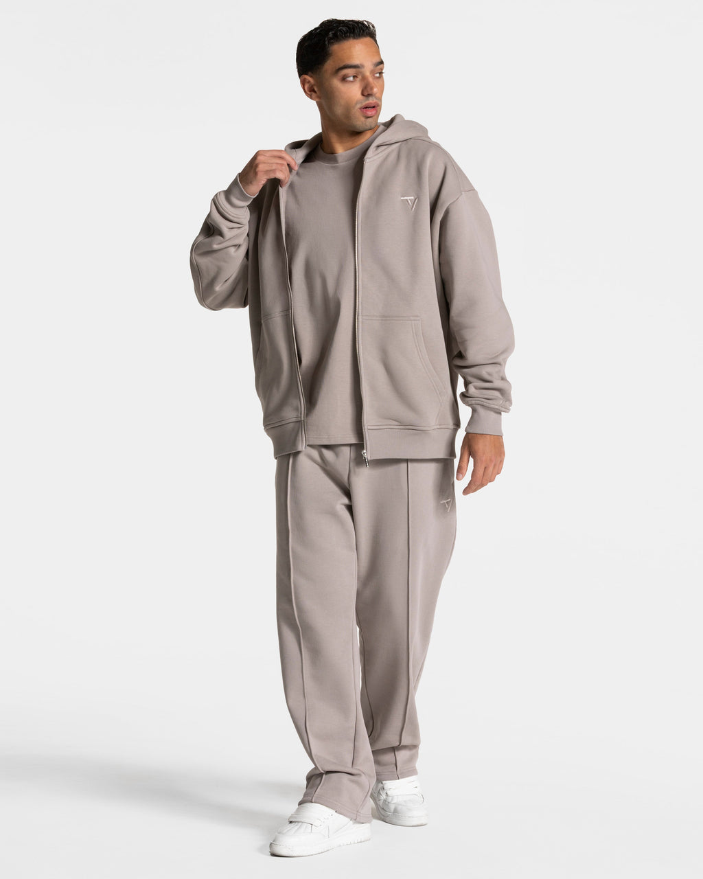 Contrastline Straight Leg Jogger "Stone"