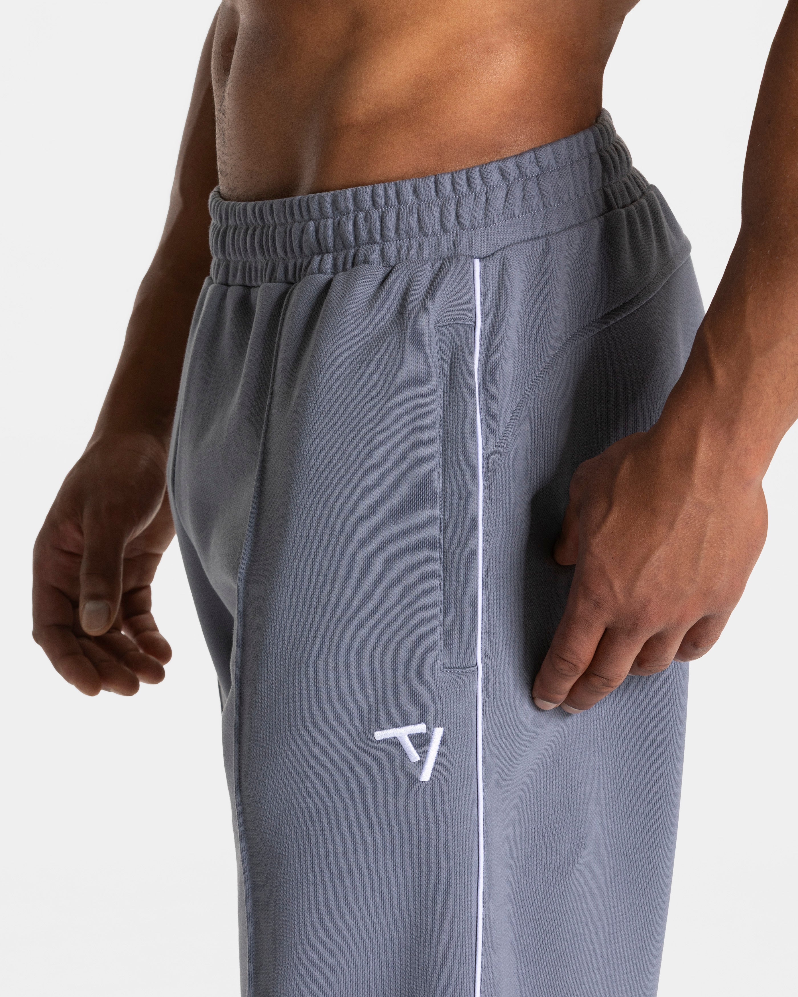 Contrastline Straight Leg Jogger "Eisgrau - Weiß"