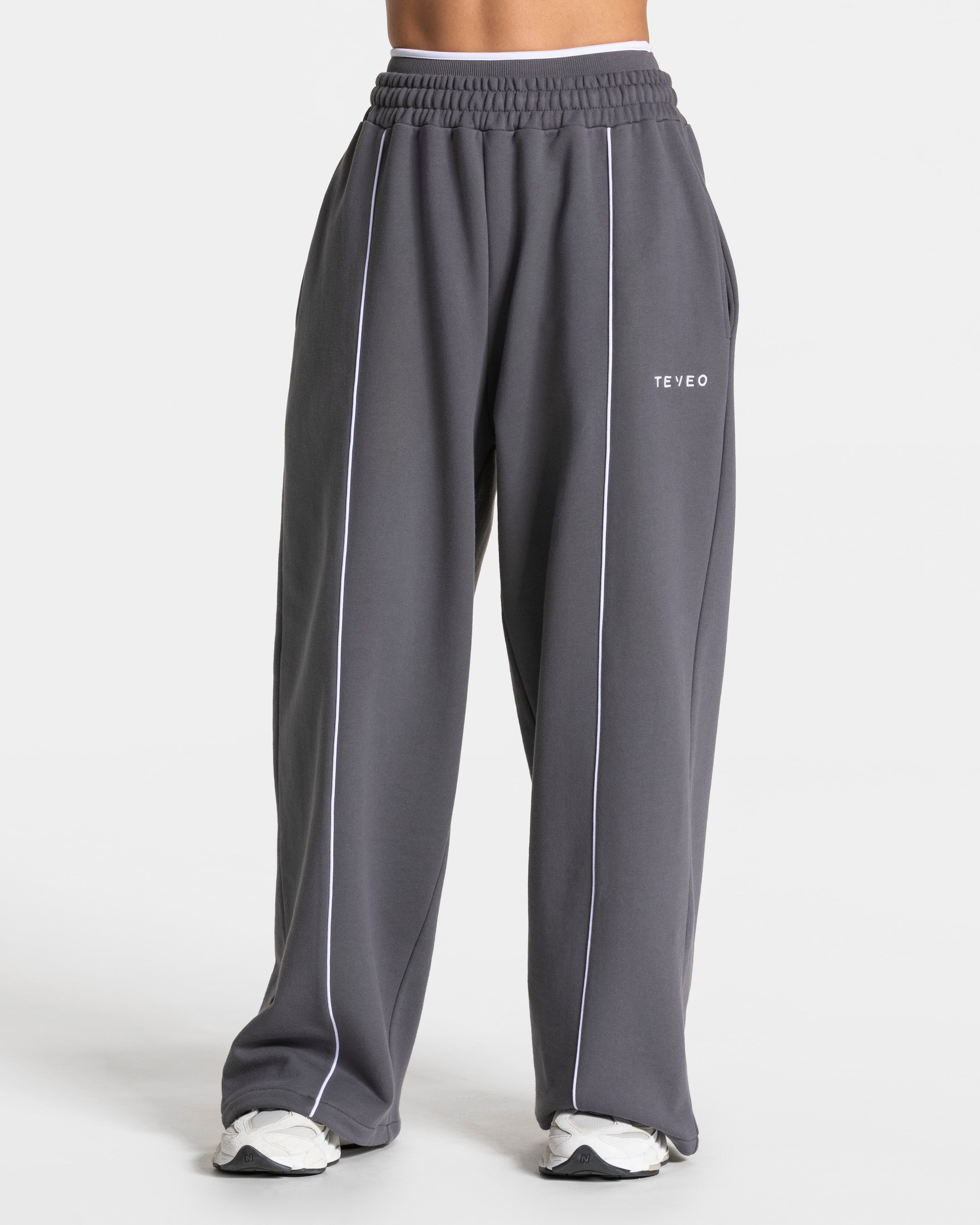 Contrastline Wide Leg Jogger  "Graphit"
